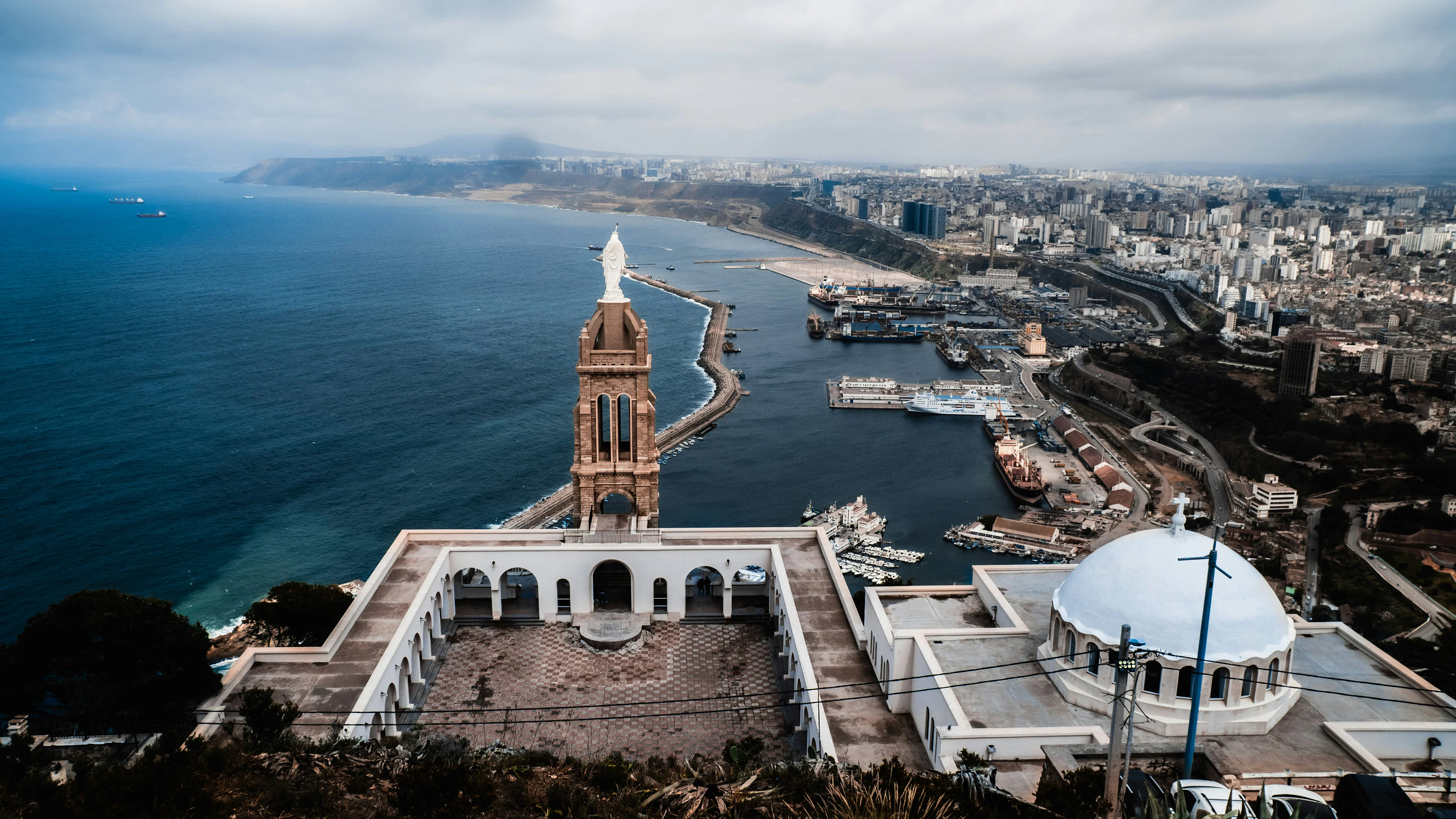 Walking tours in Oran