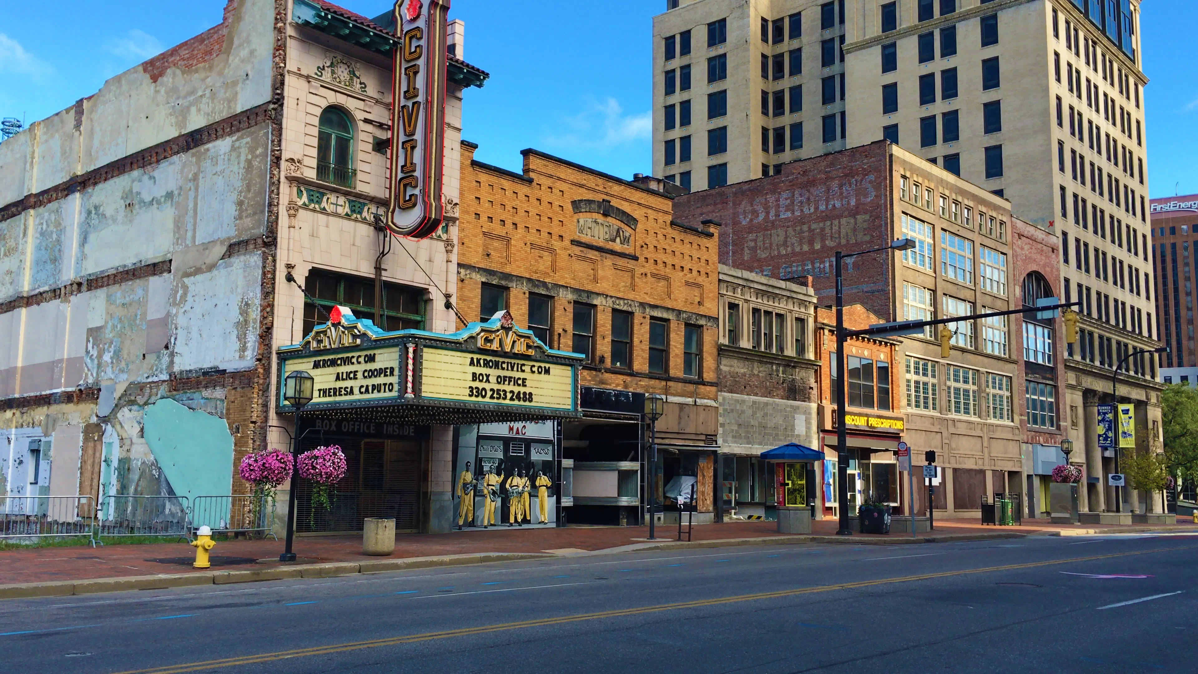 Walking tours in Akron, OH