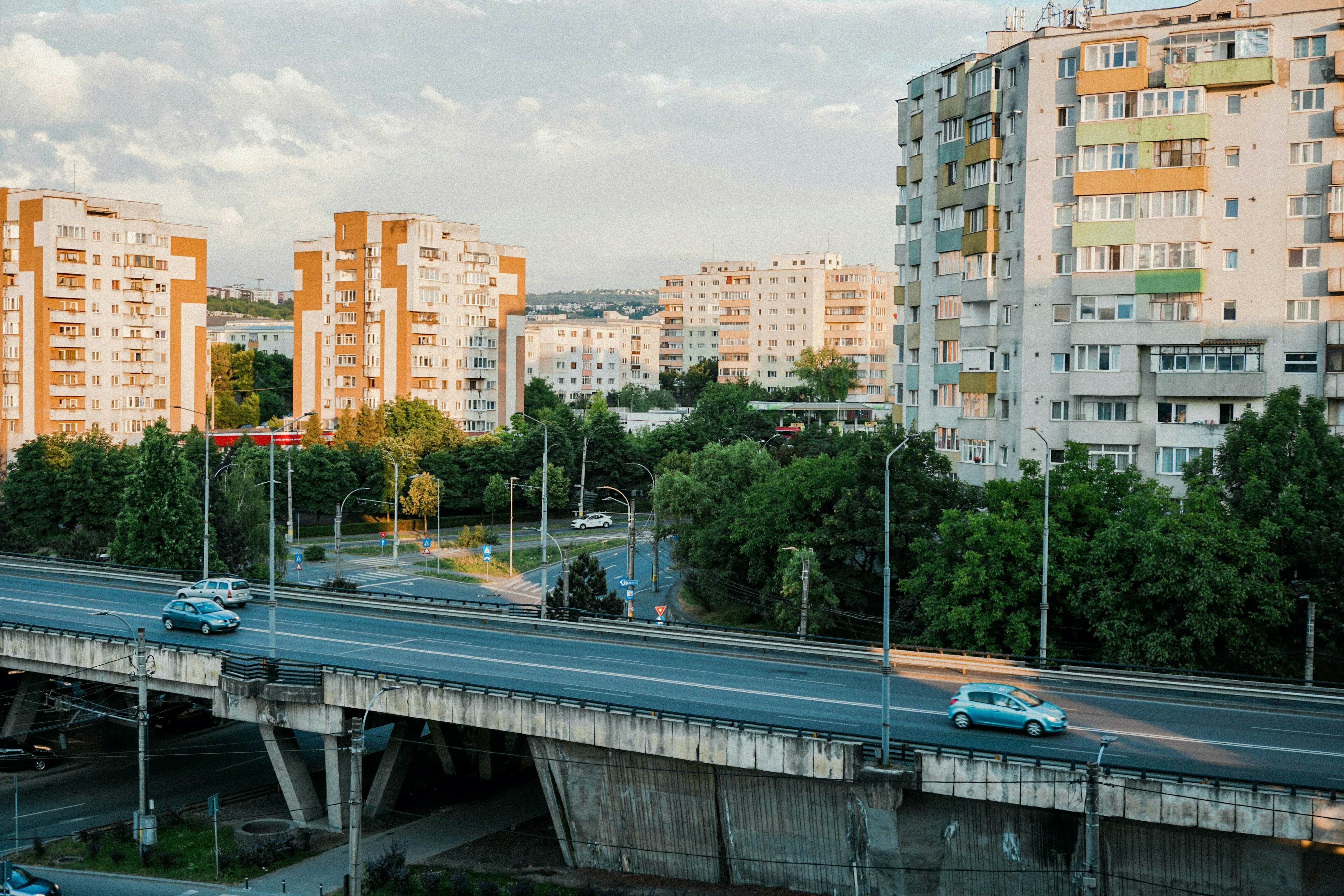 Ploiești image