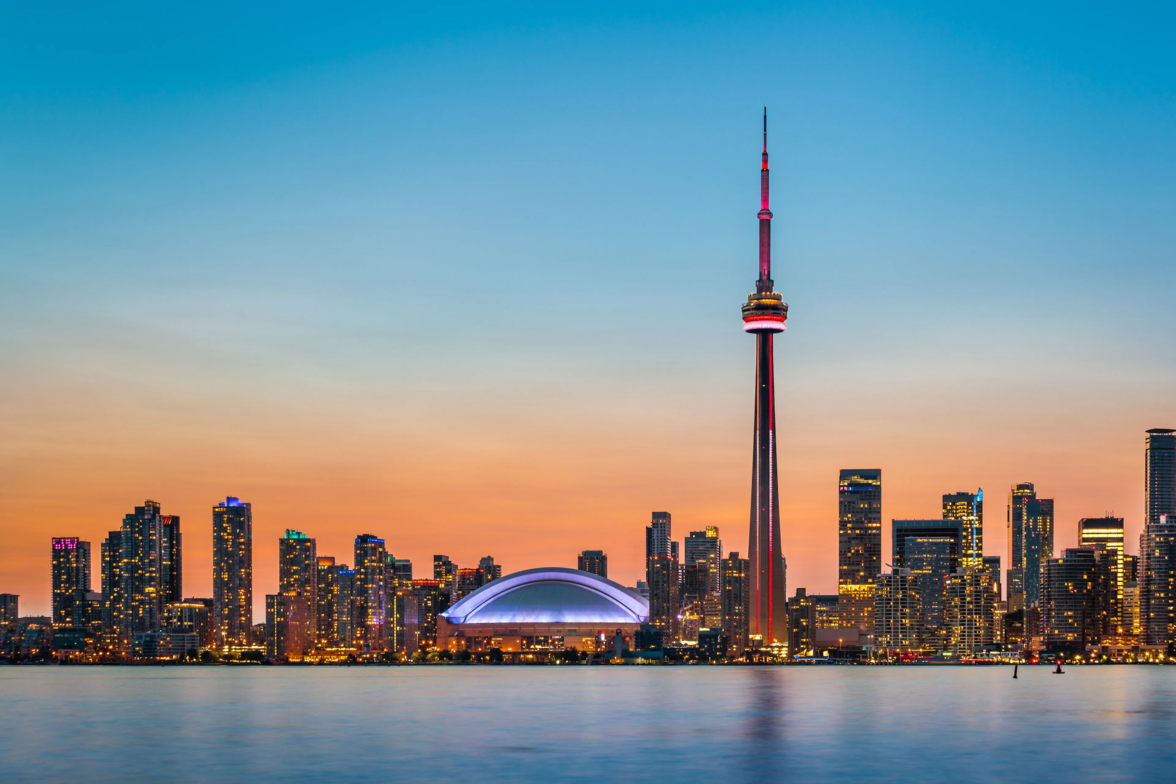 Walking tours in Toronto