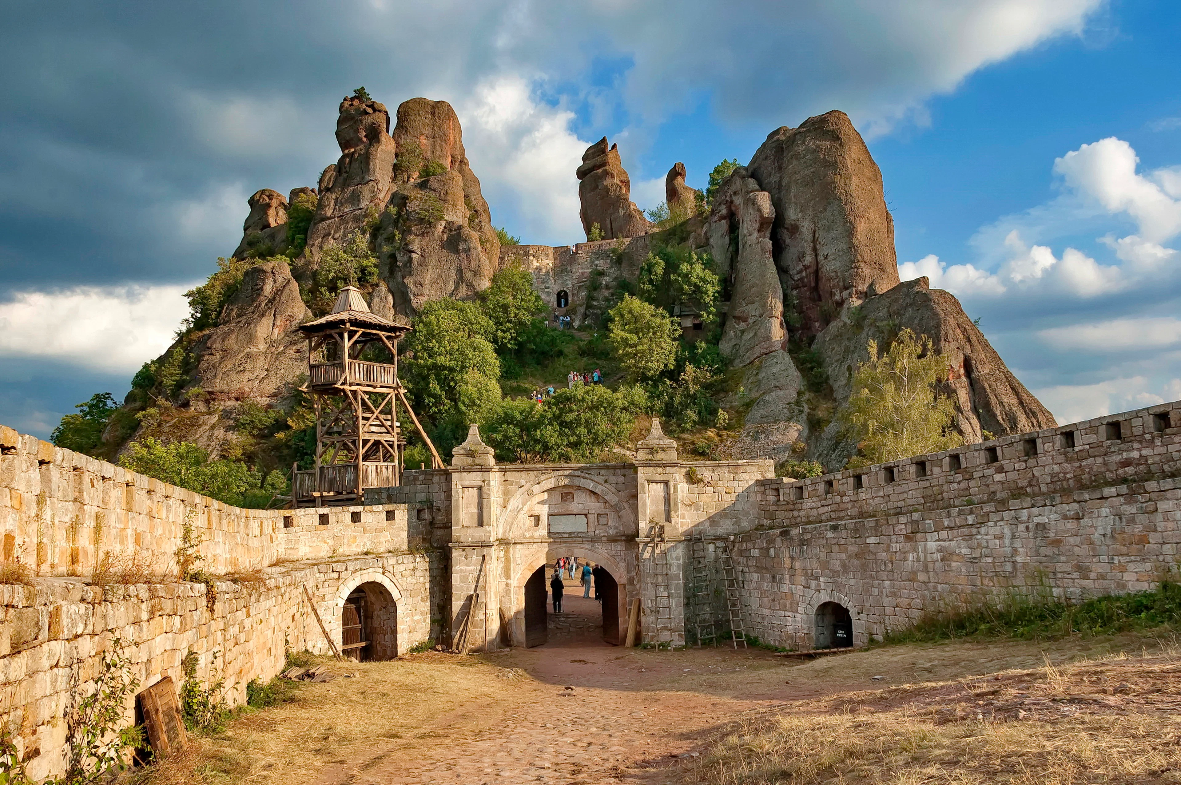 Scavenger Hunts in Belogradchik