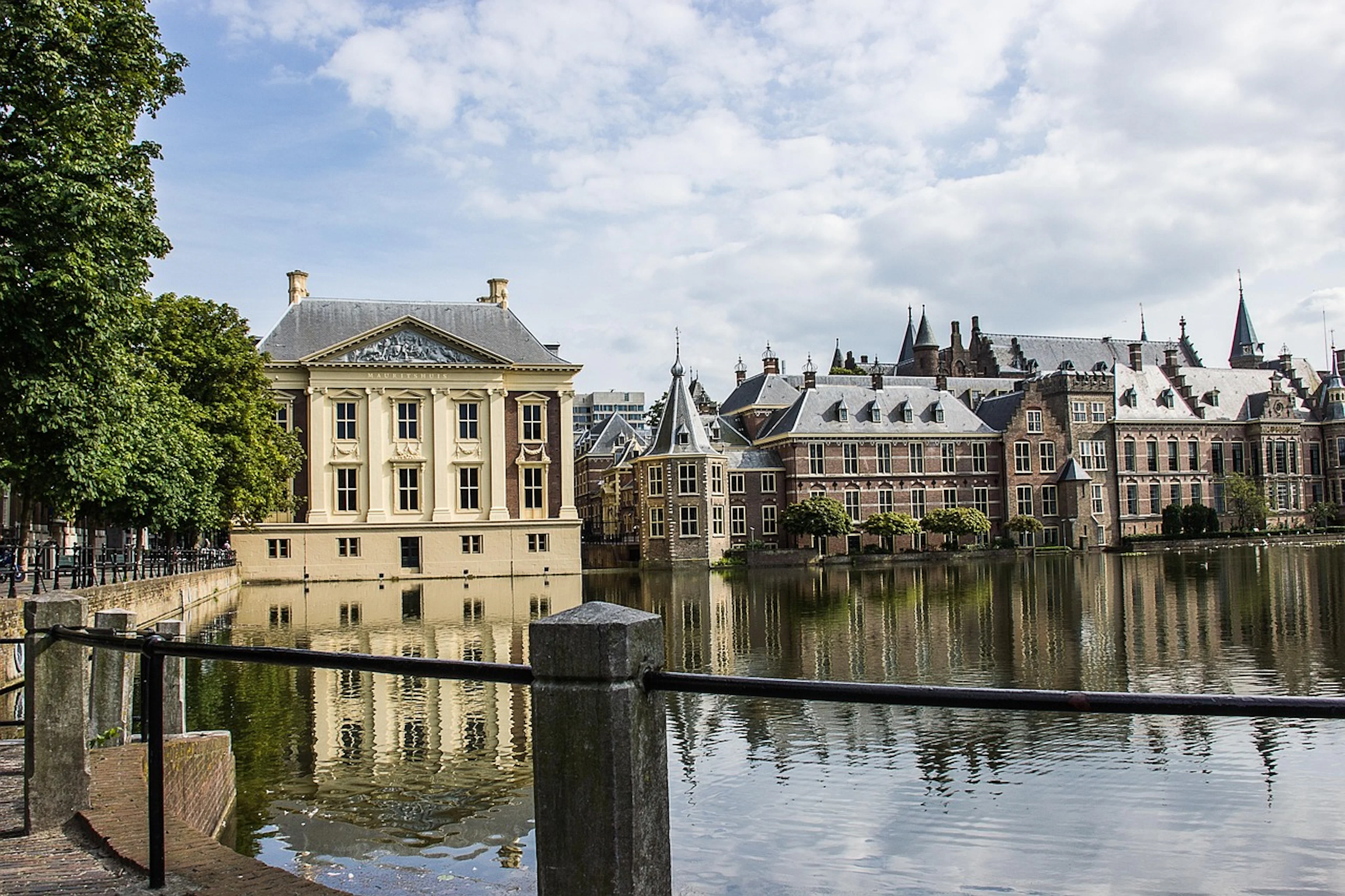 Walking tours in The Hague