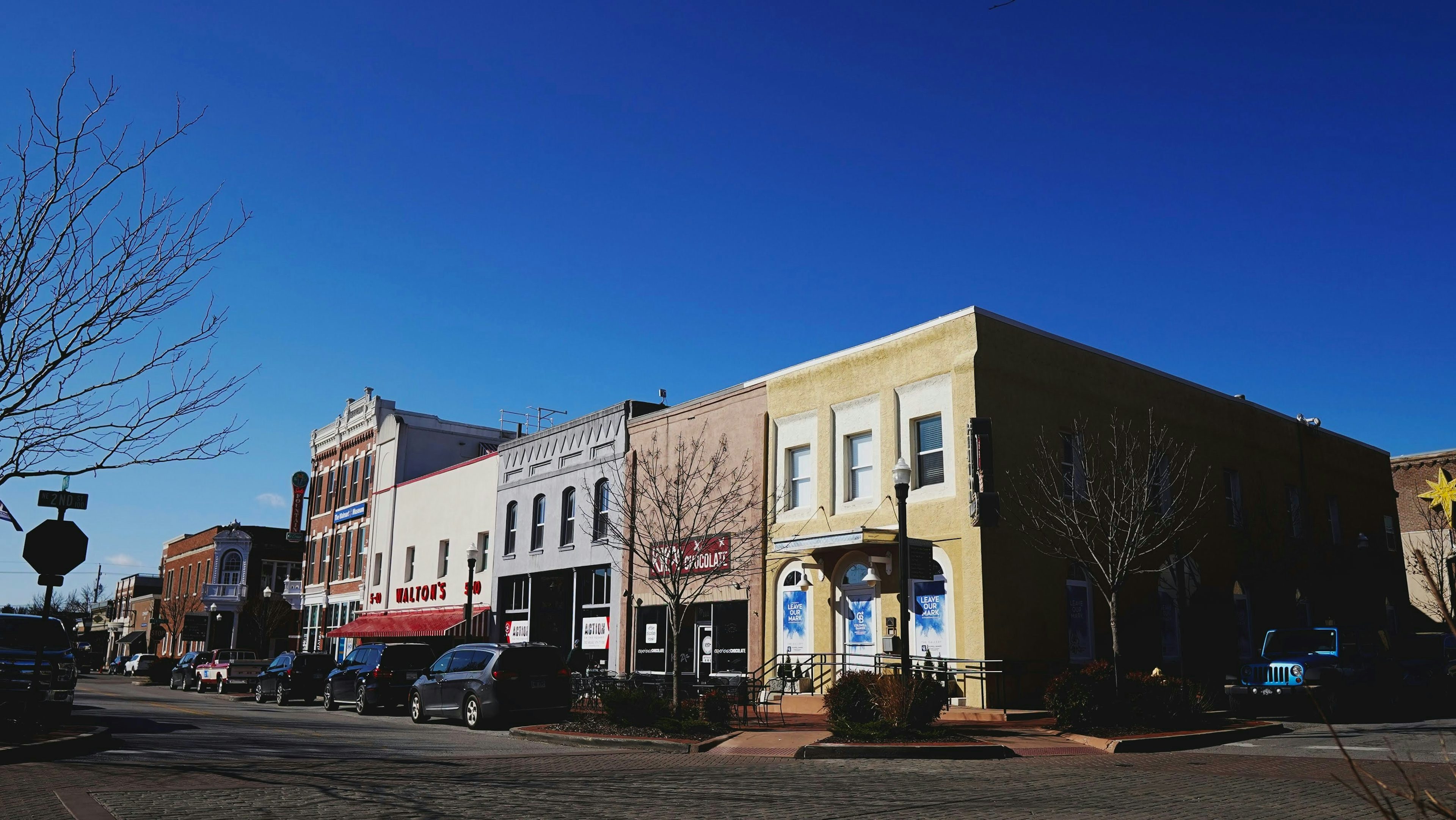 Walking tours in Bentonville