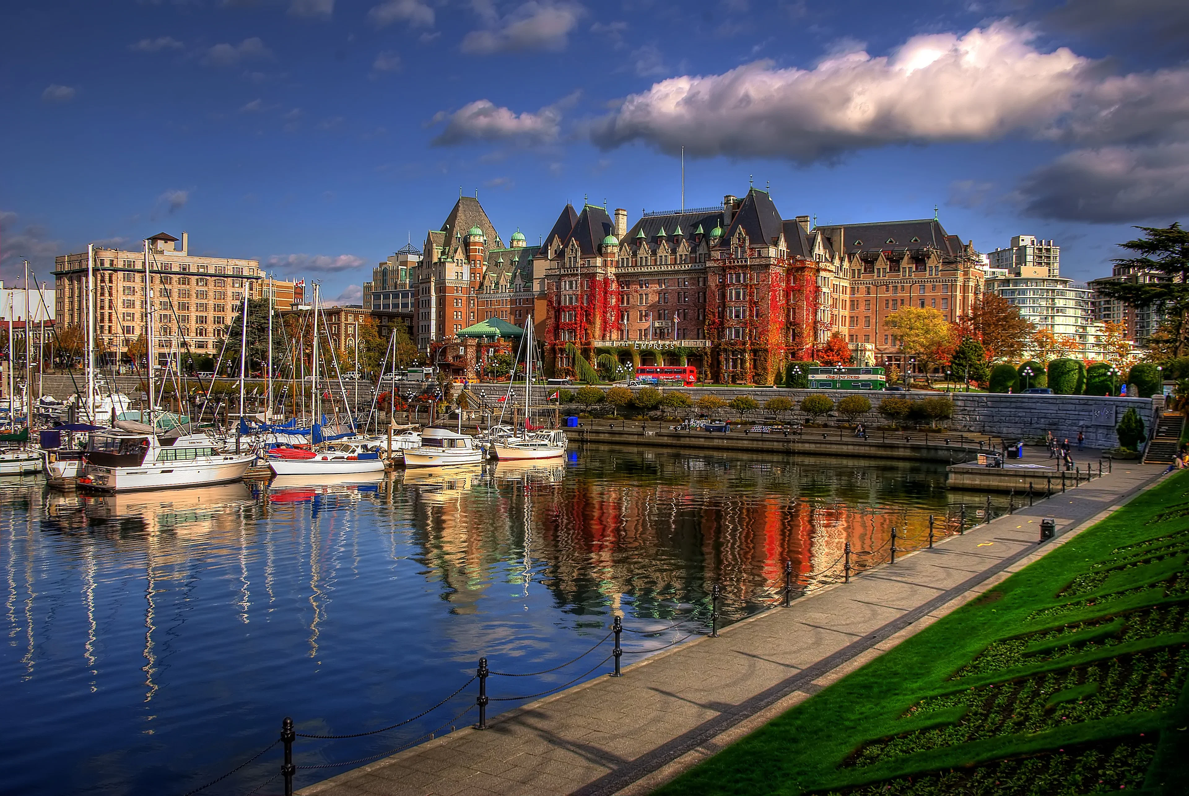 Walking tours in Victoria, BC