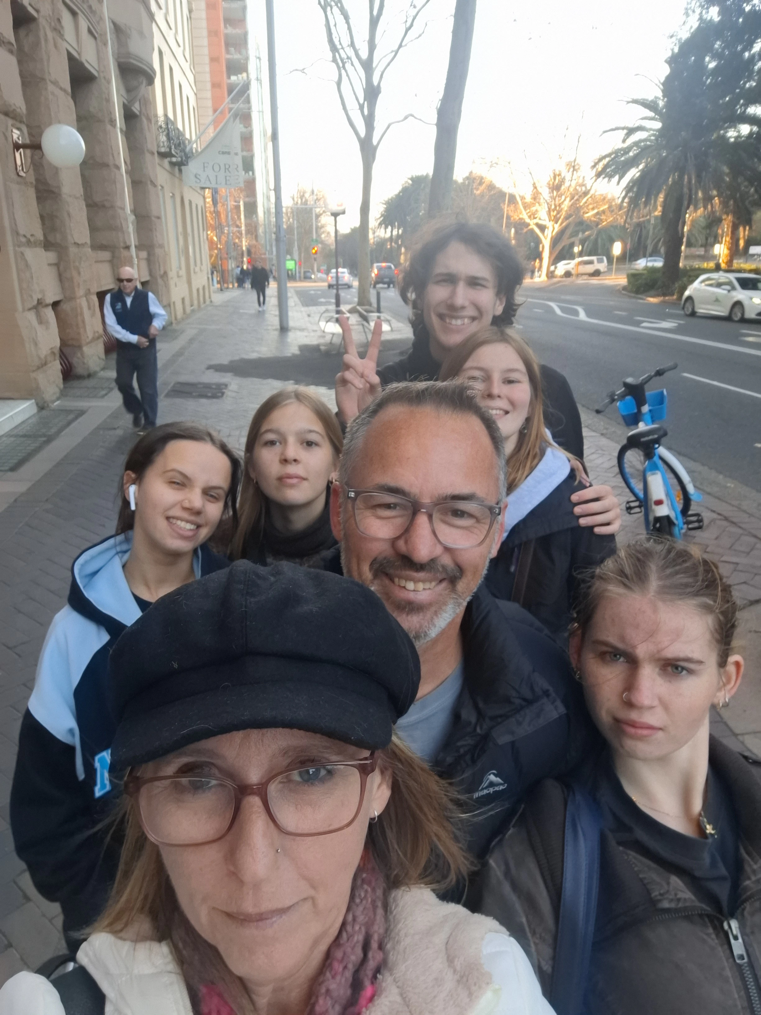 Player exploring Sydney with Questo