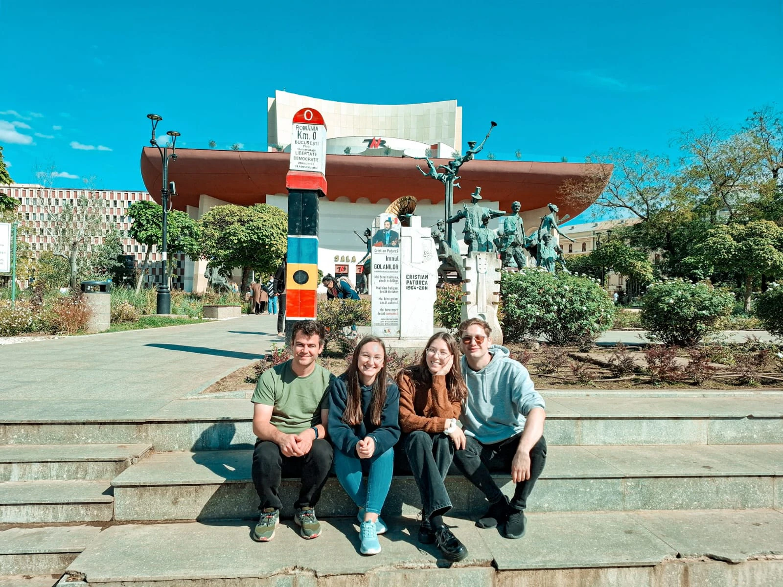 Joueur explorant Bucharest avec Questo