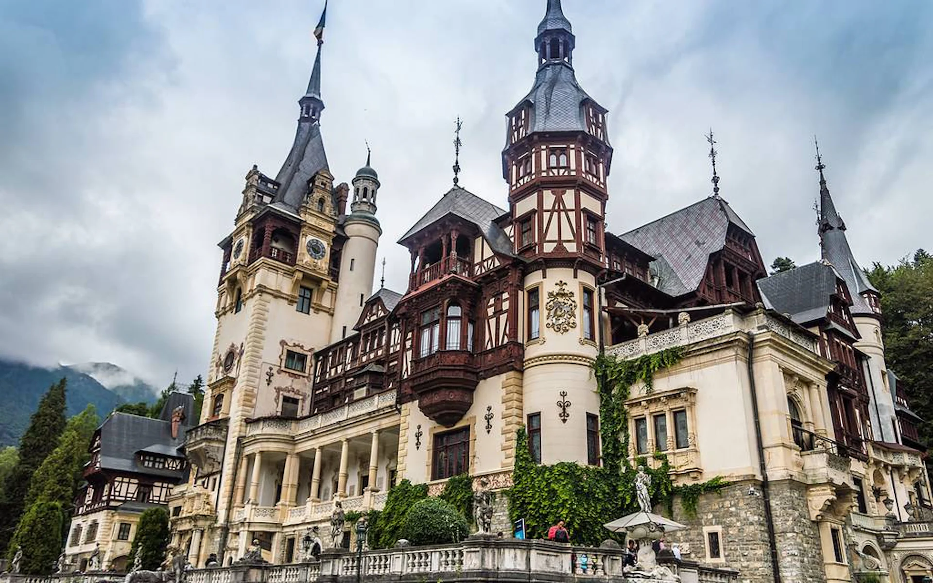 Scavenger Hunts in Sinaia