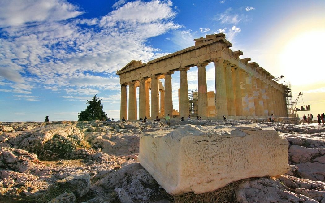 Walking tours in Athens