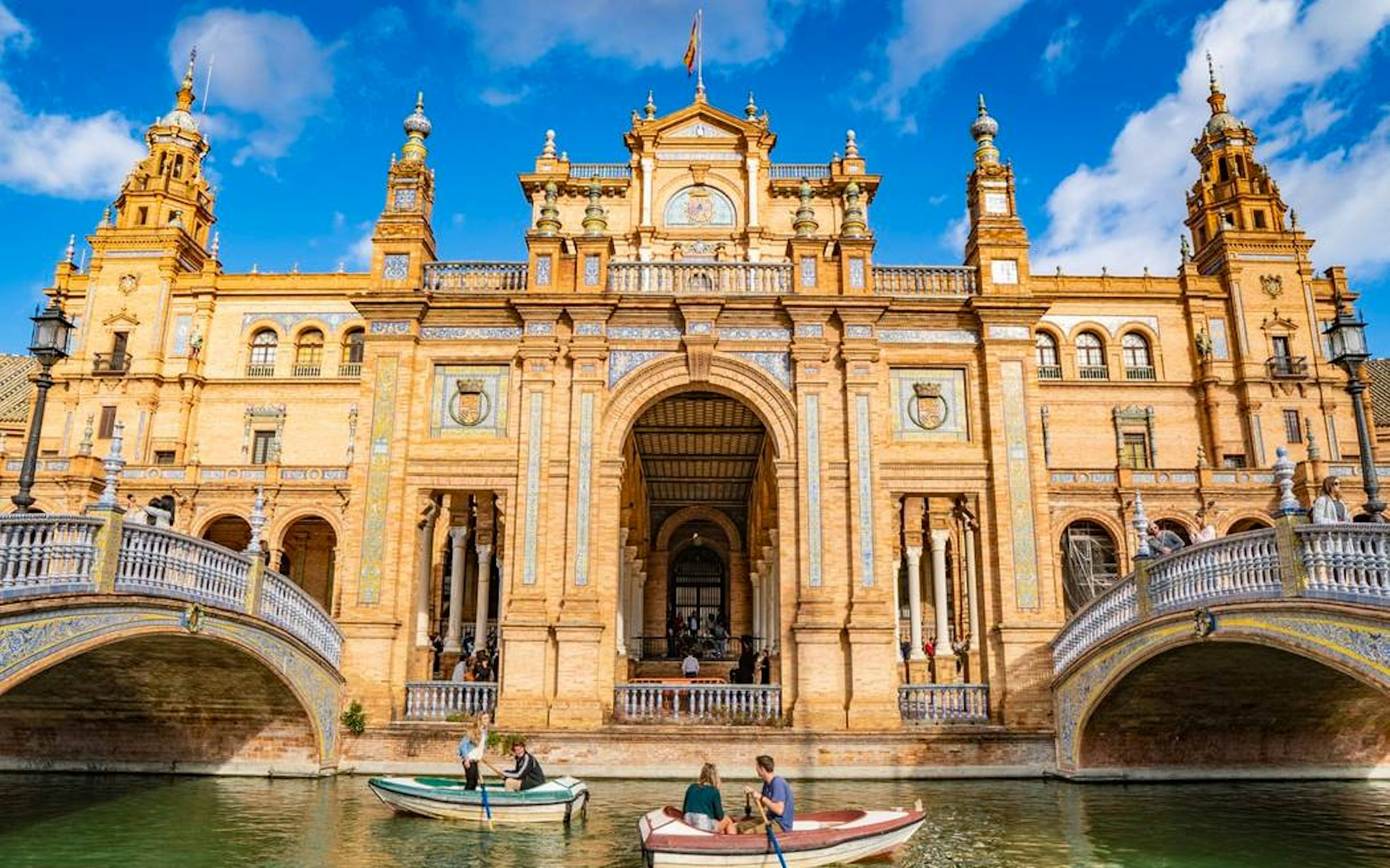 Walking tours in Seville