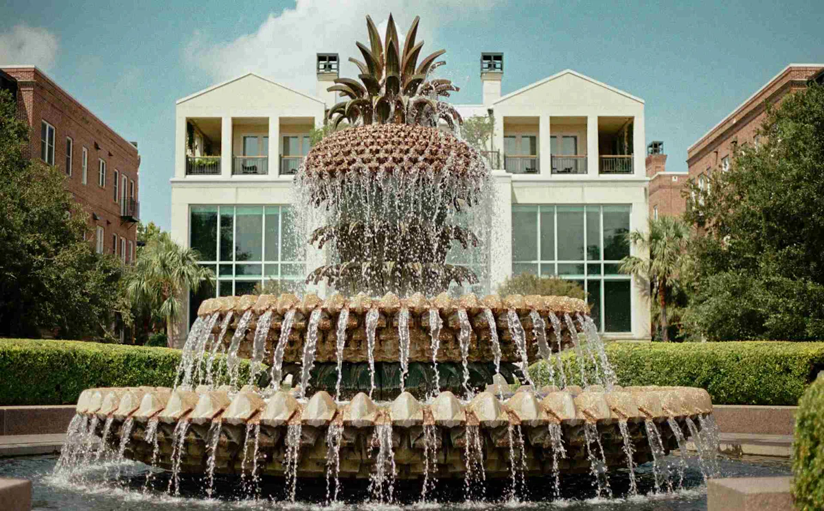 Self-Guided Walking Tours & Routes in Charleston | Questo