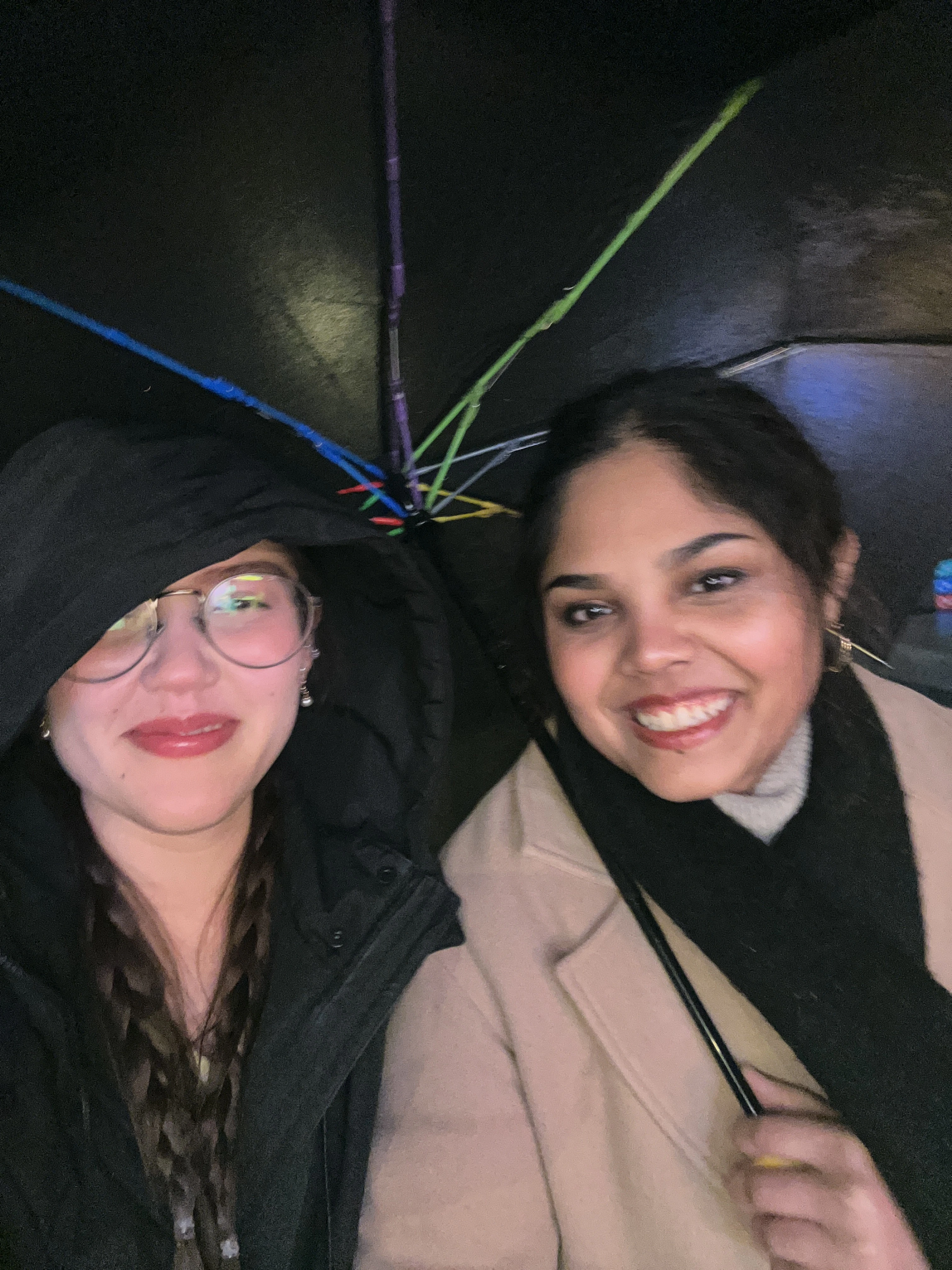 Player exploring London with Questo