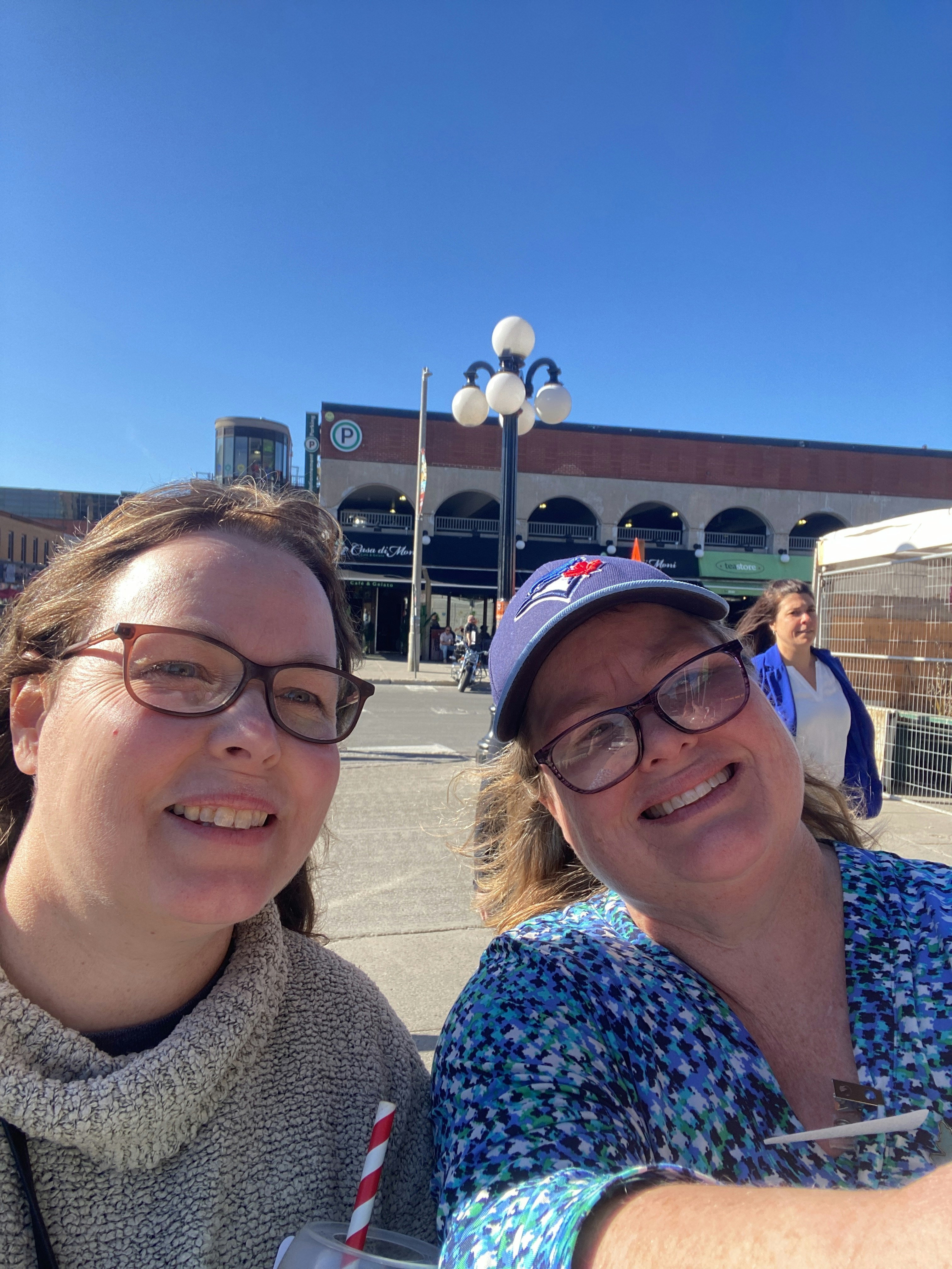 Fotografie de jucător, de la Misterul din Umbre: Moartea Bellei Wanderlust în Byward Market - Parliament Hill Ottawa