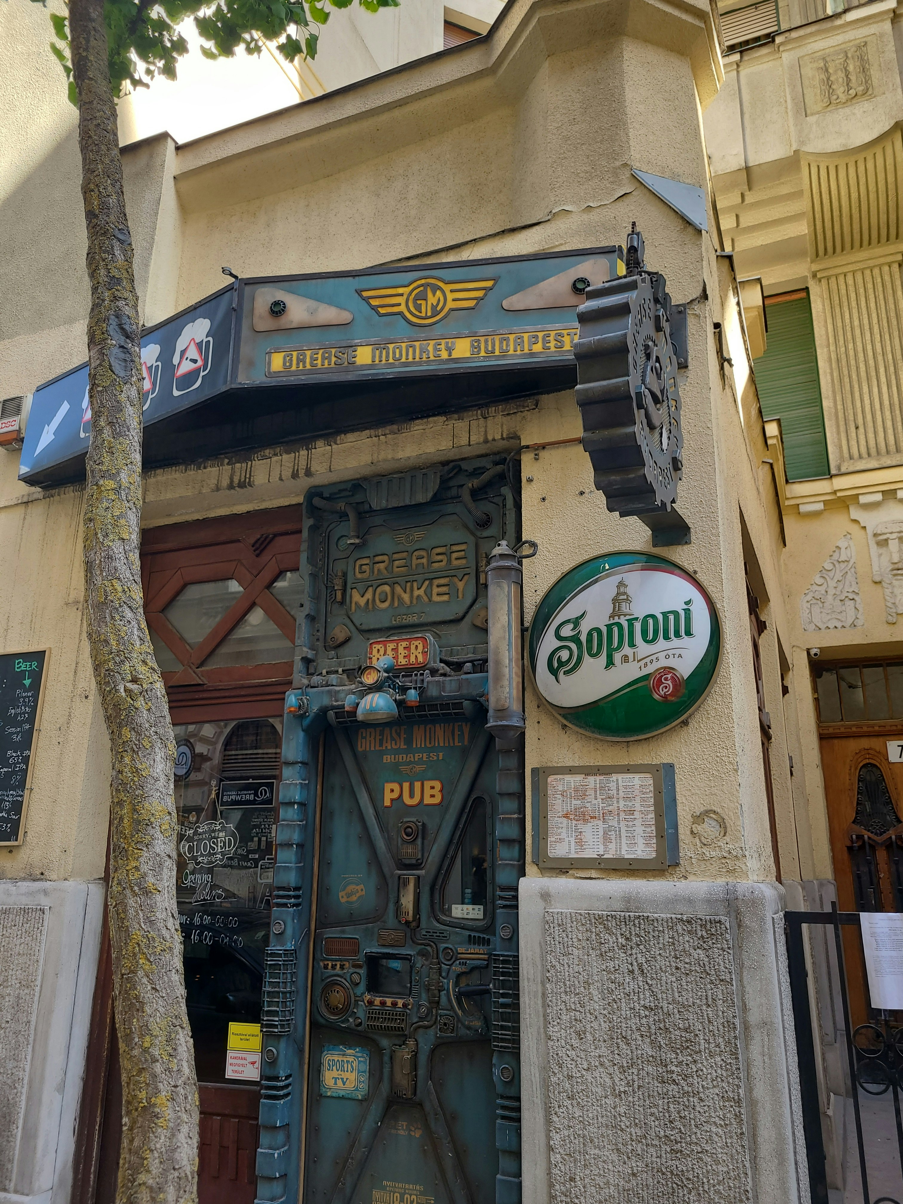 Player photo from Murder Mystery: Death in the Shadows in Budapest