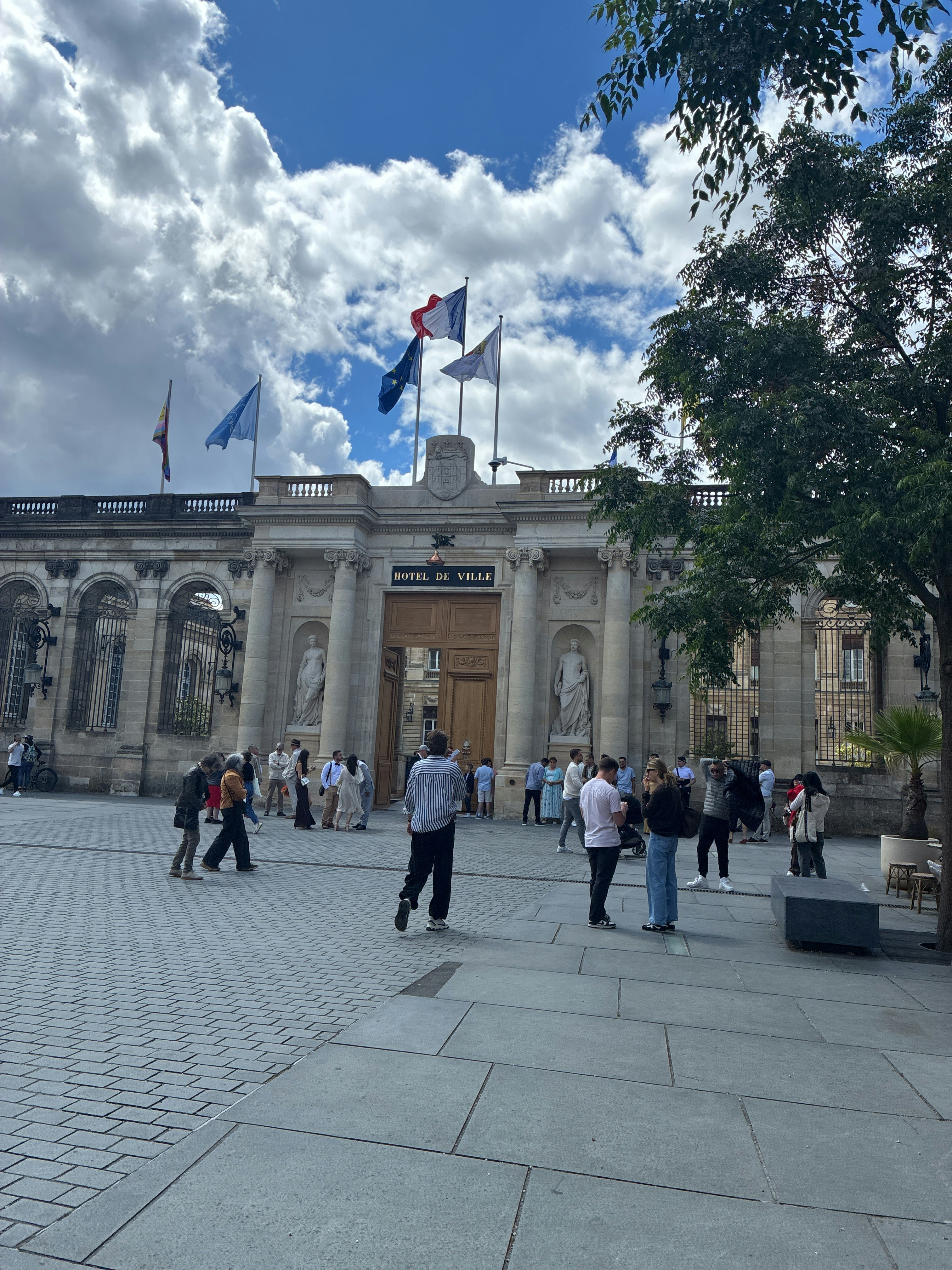 Zdjęcie gracza z questu Murder Mystery: Death in the Shadows in Bordeaux