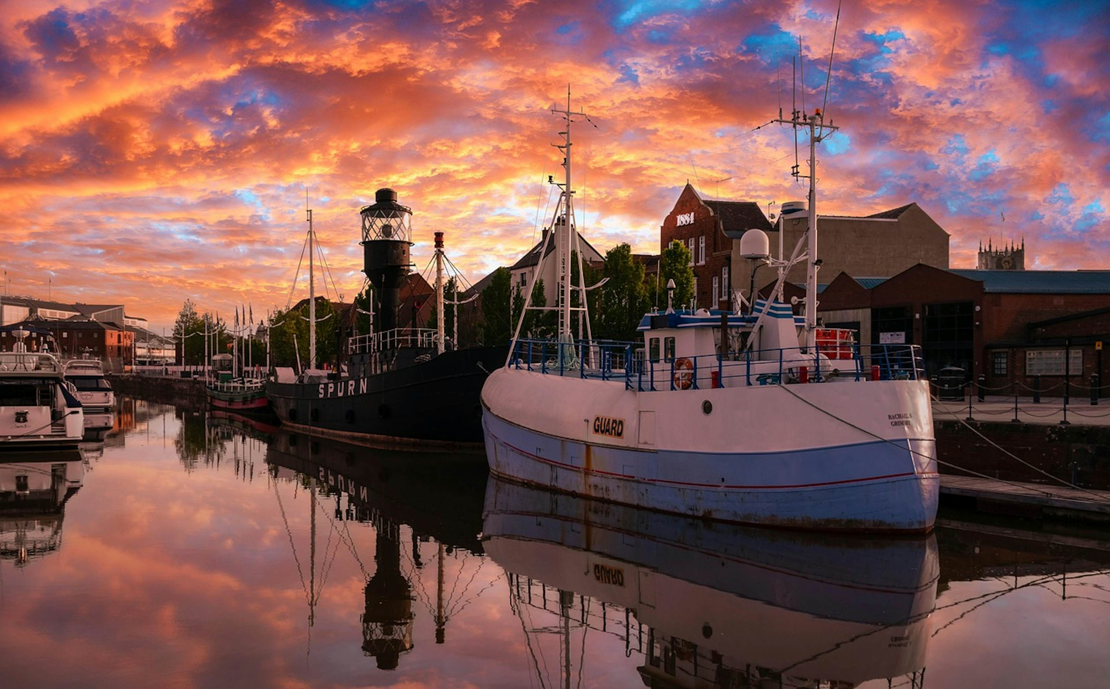 Hull image