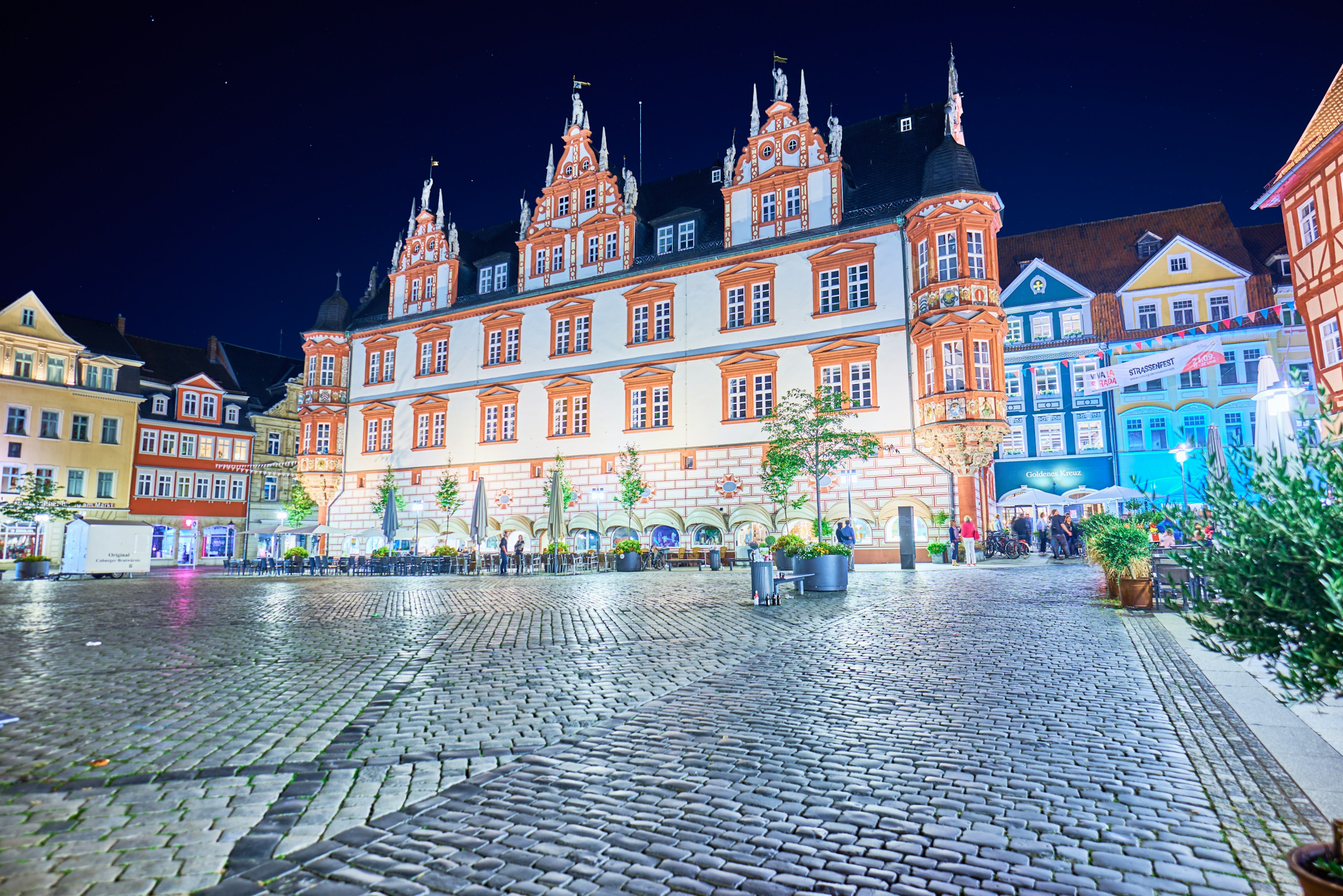 Luise's ghostly return to Coburg third image