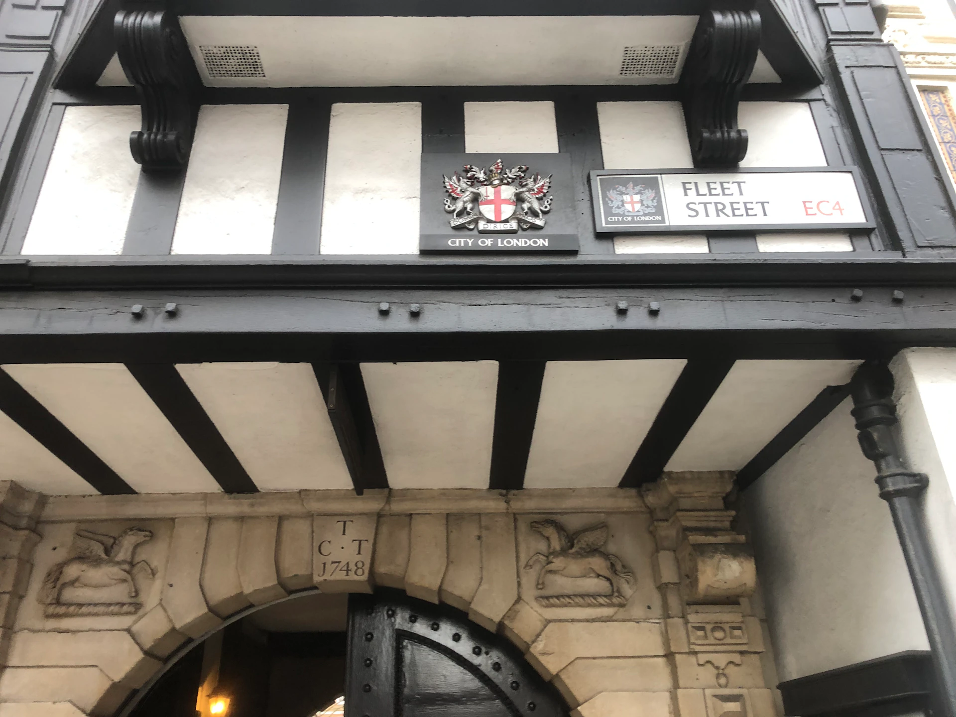 Cursed London: Awakening of the Beast