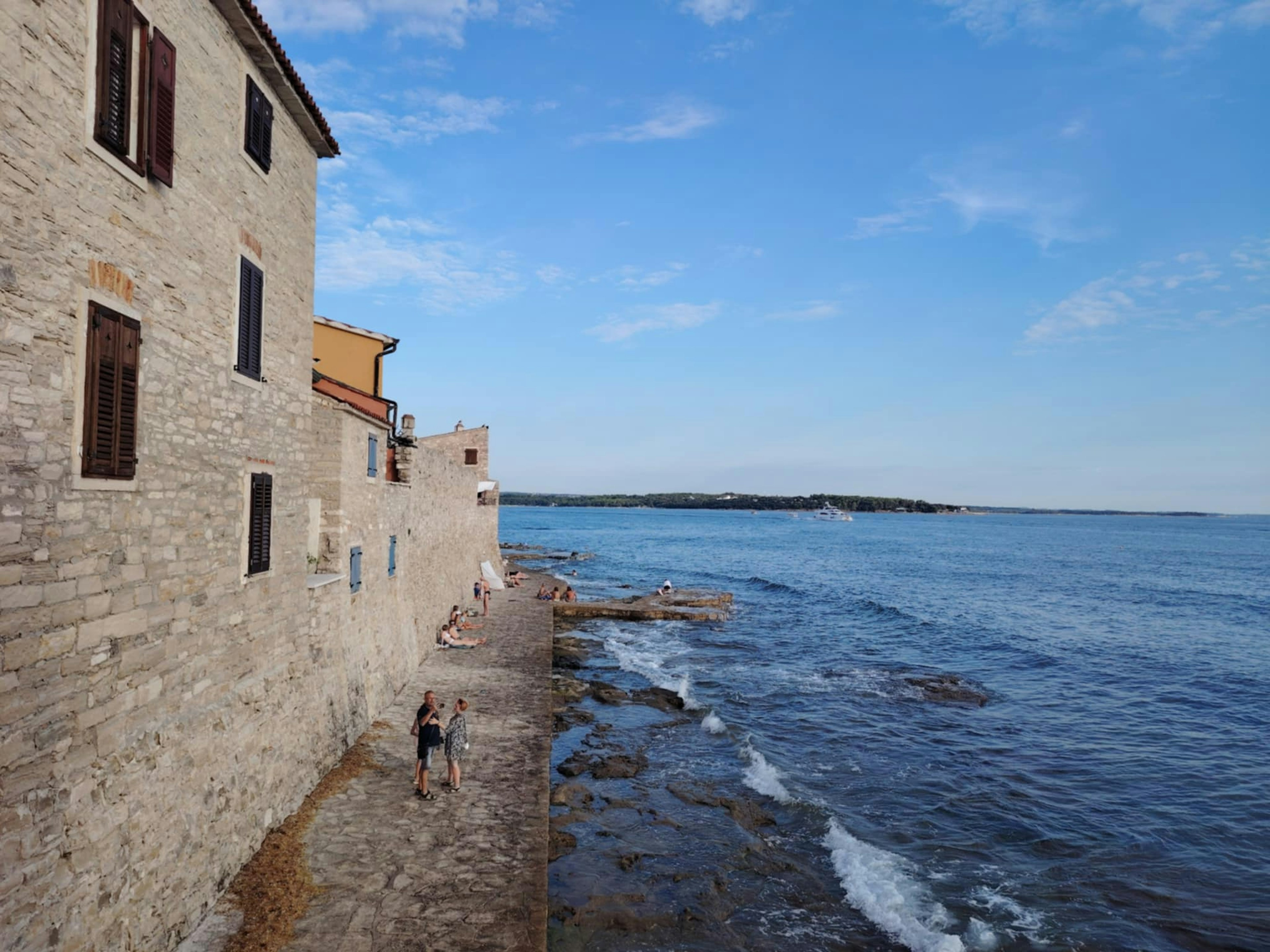 Novigrad Enigma: Coastal & Old Town Quest second image