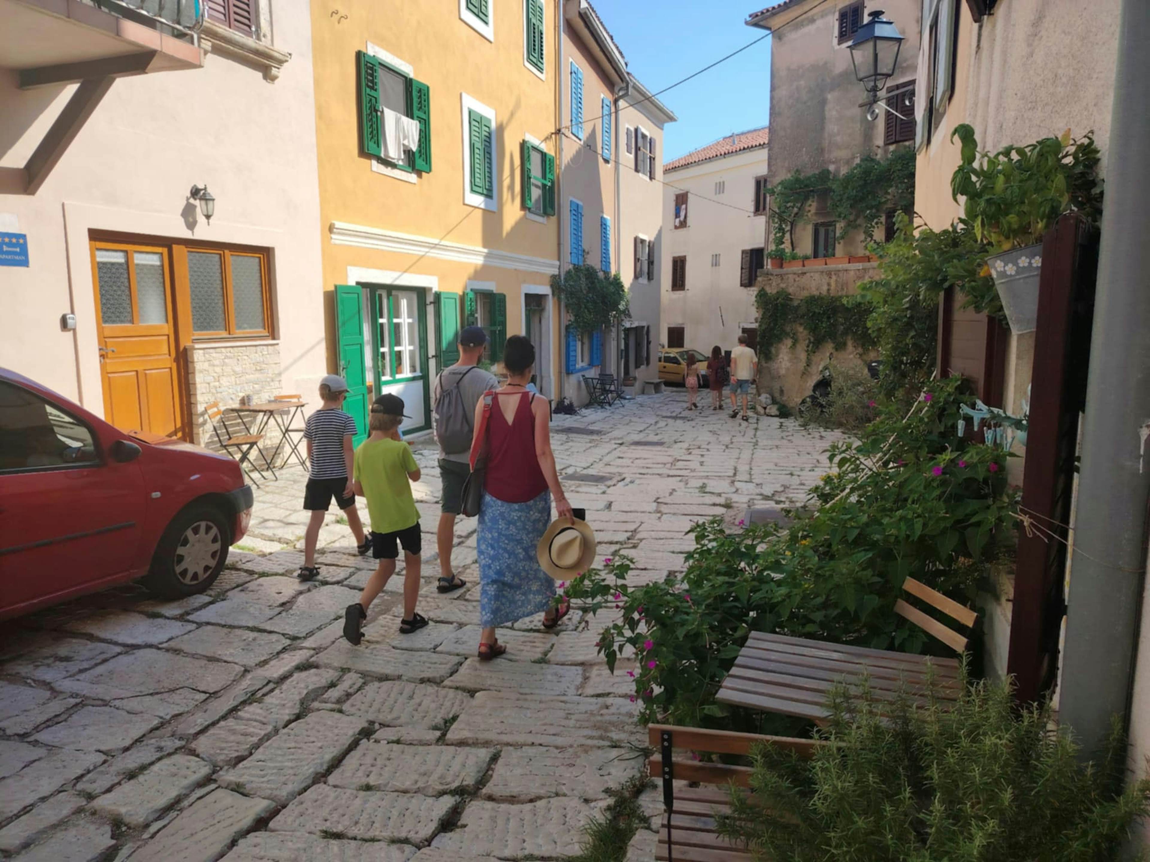 Vrsar Views & Vibes: A Family Stroll by Sea and Art image 1