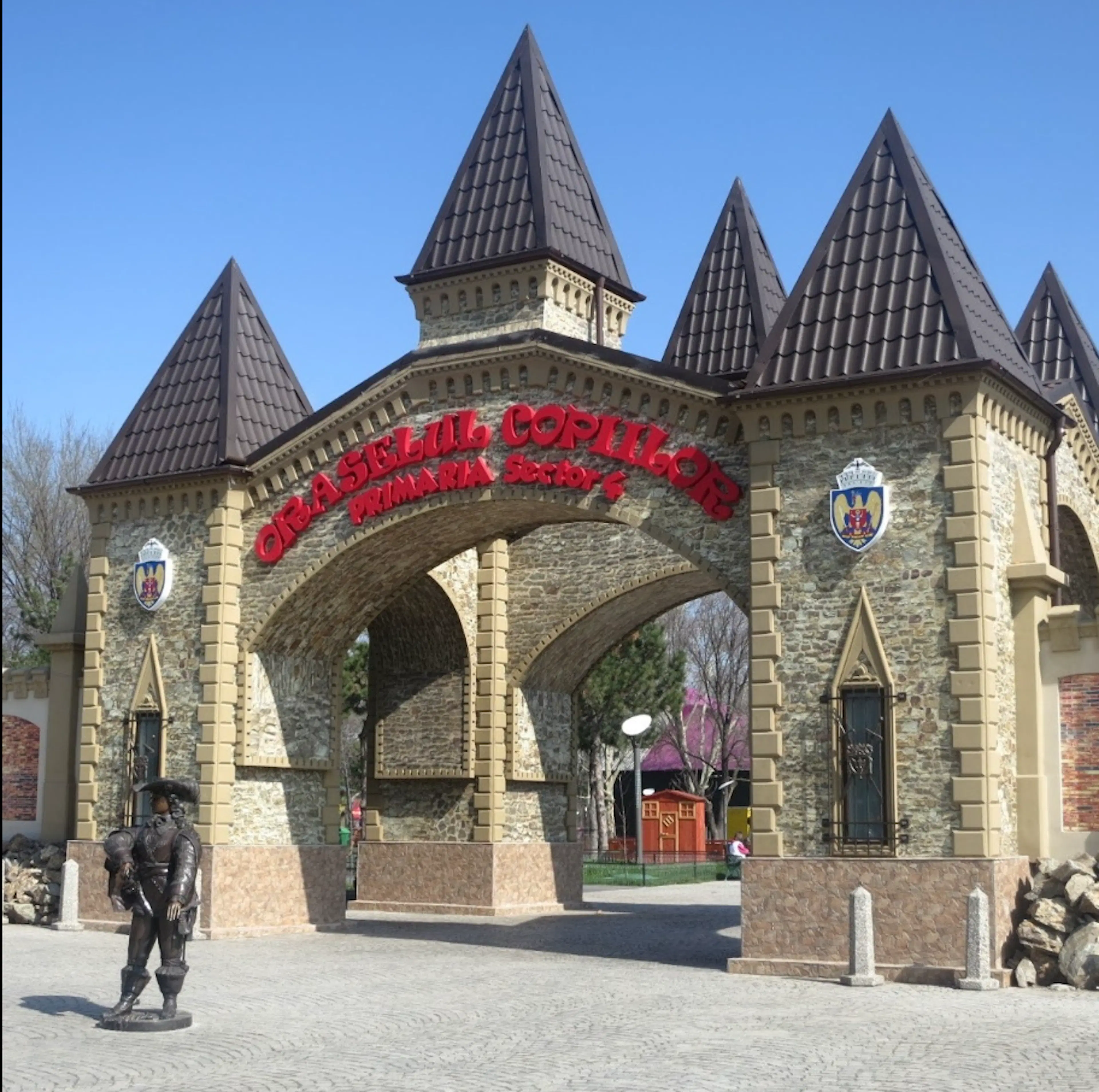 Esența de Joacă: Salvați Lumea Copiilor! image 1