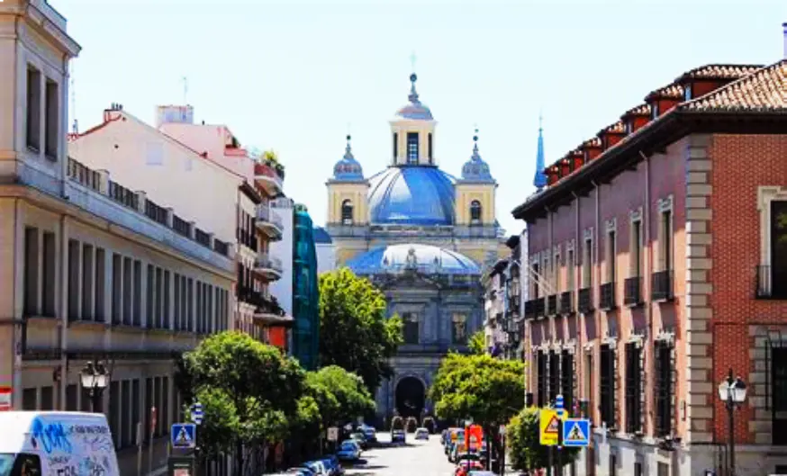 Madrid Highlights: La Latina Quarter image 1