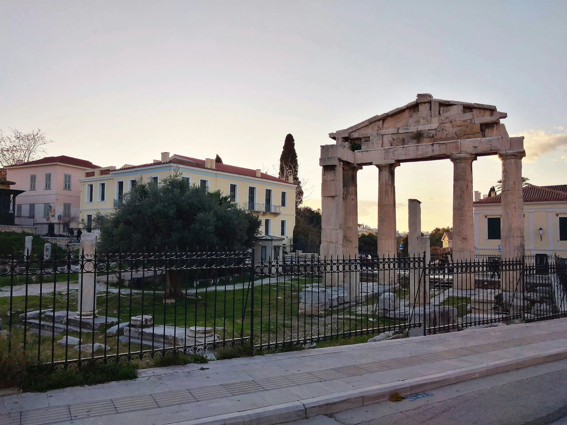 Discovering the secret sights of Athens