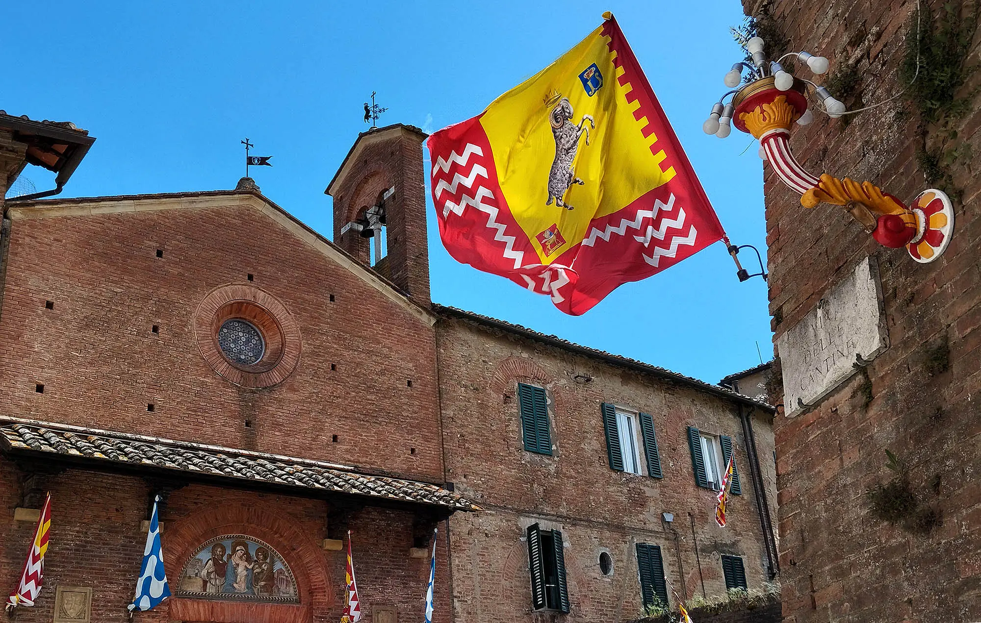 Siena’s 17 Secrets – A Contrade Quest image 1