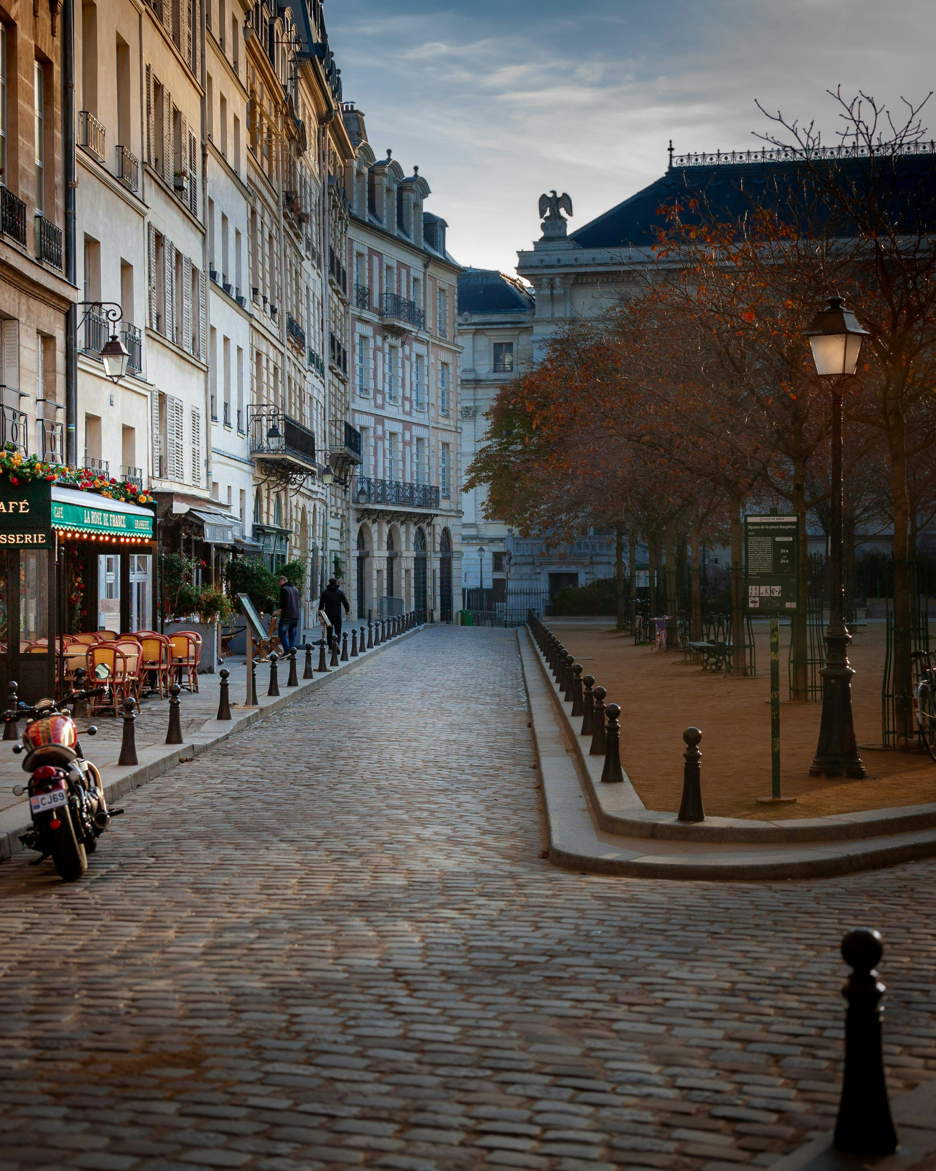 Notre-Dame: The Last Secret of Paris cover