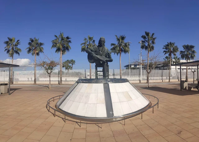 Unravelling Algeciras: Paco de Lucía's Legacy - A Musical Adventure