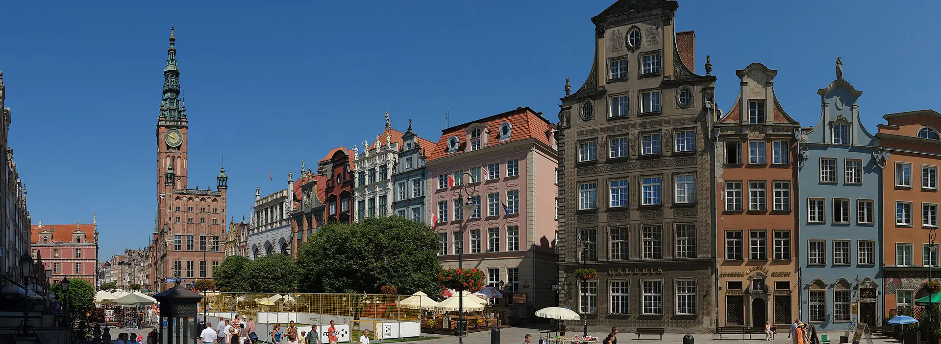 Dead in Danzig, A Murder Mystery in Gdansk image 1