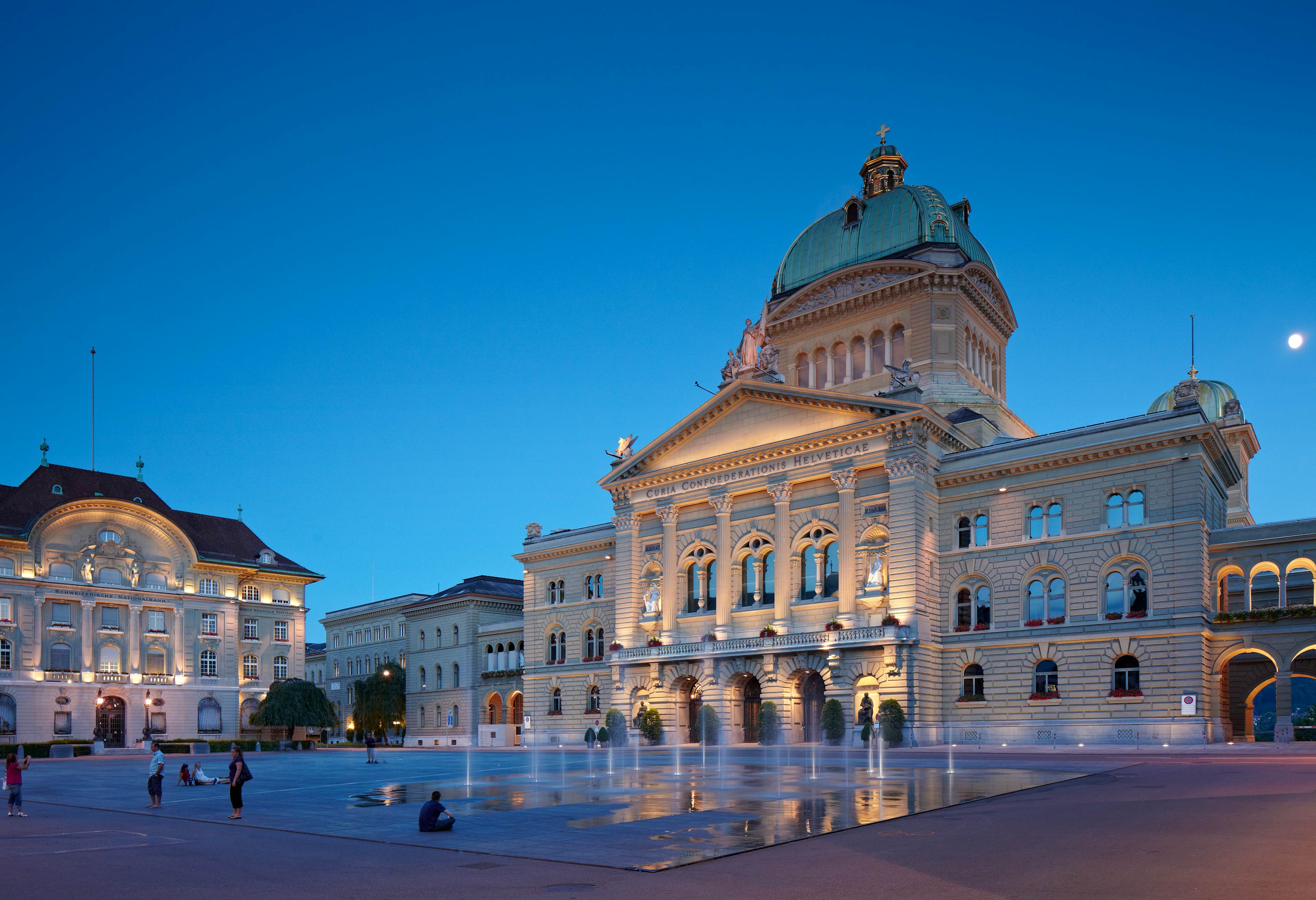 Discover Bern: Romantic Walking Tour & Interactive Puzzle Adventure image