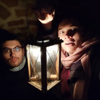 Anita & Lori, quest creator on Questo