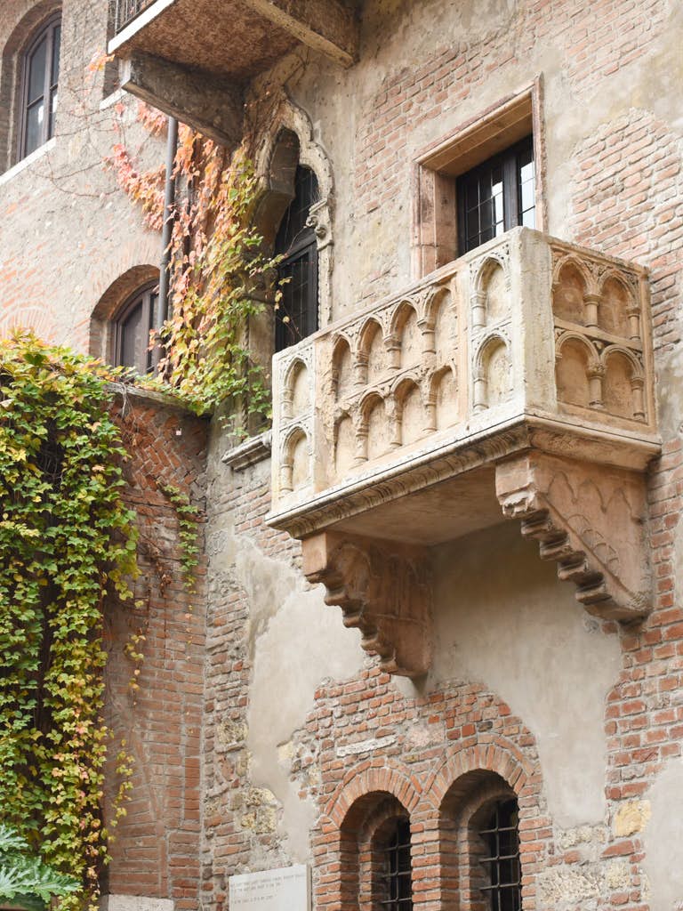 Romantic Verona: Year of Love - Historic City Centre image