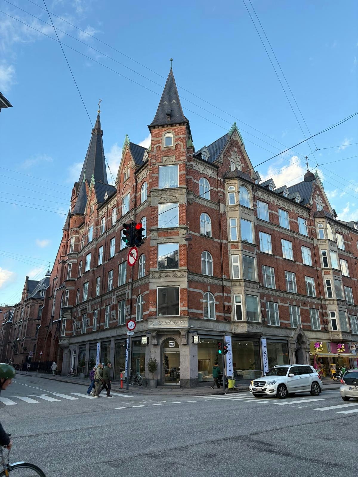 Hidden Vesterbro: From København H to Enghave Plads cover