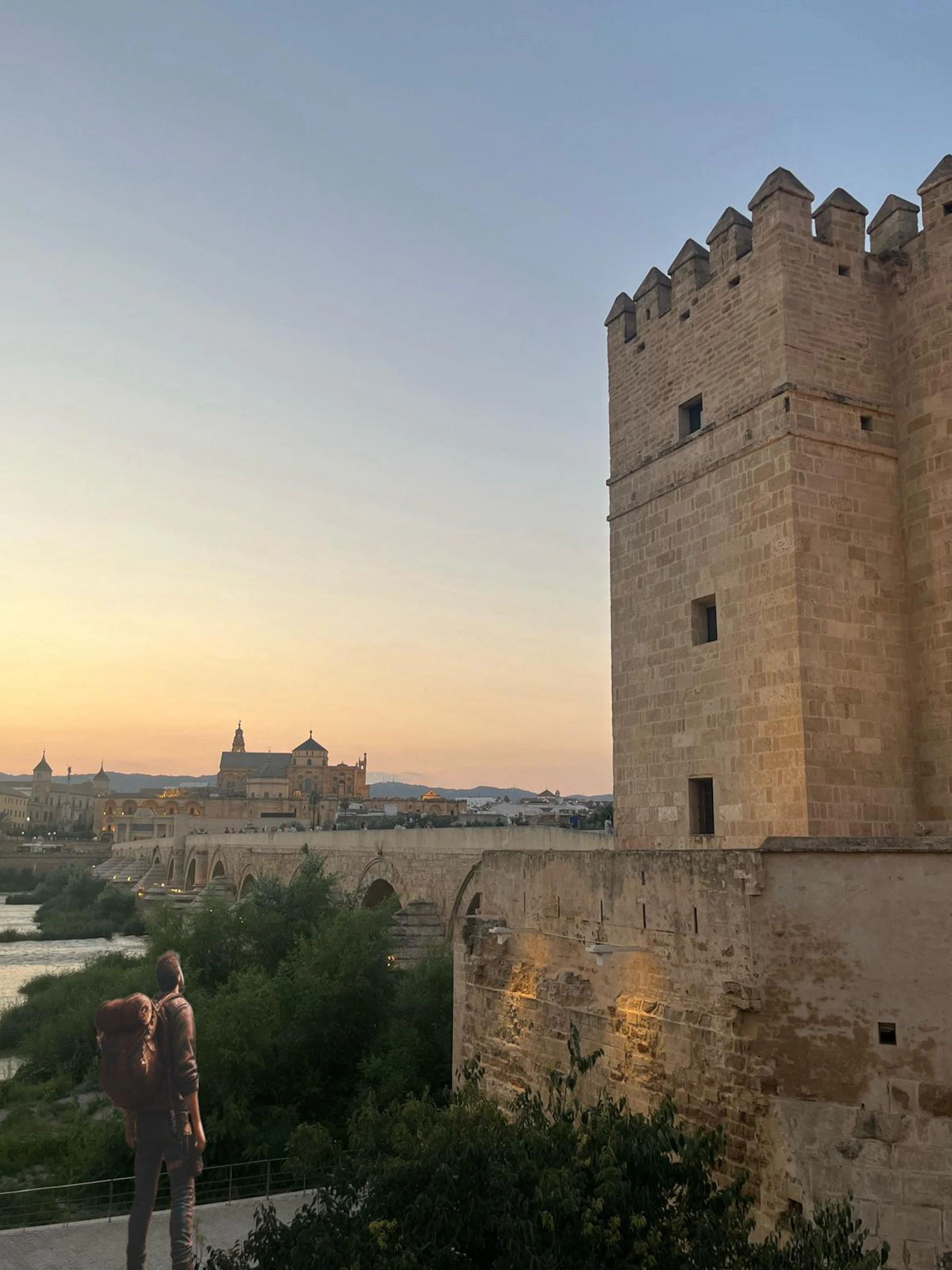 Lost in the Labyrinth of Córdoba: Solve the Culture, Save the Friend