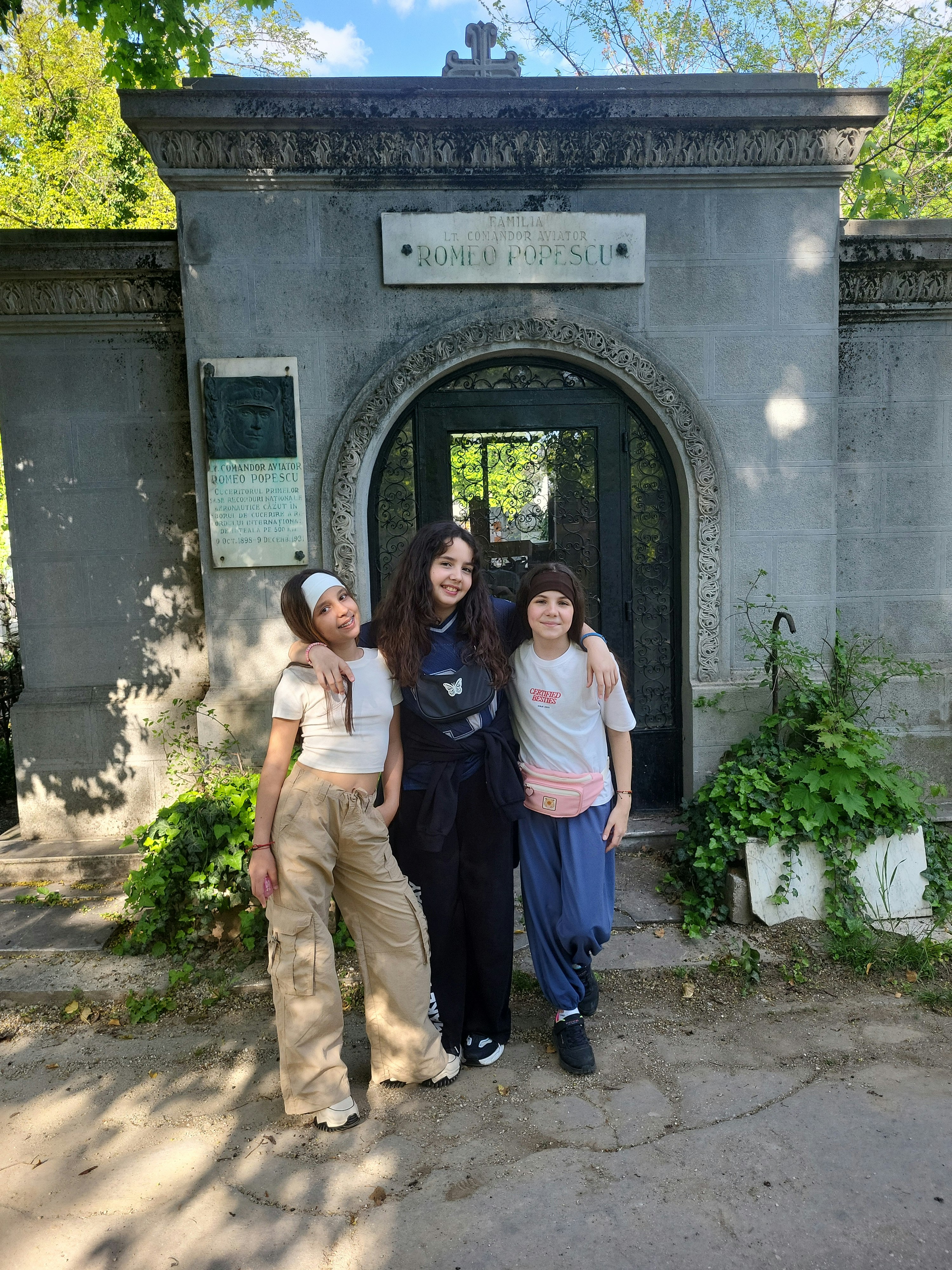 Player photo from Cemetery Laughs – Explore Bucharest’s Bellu Cemetery