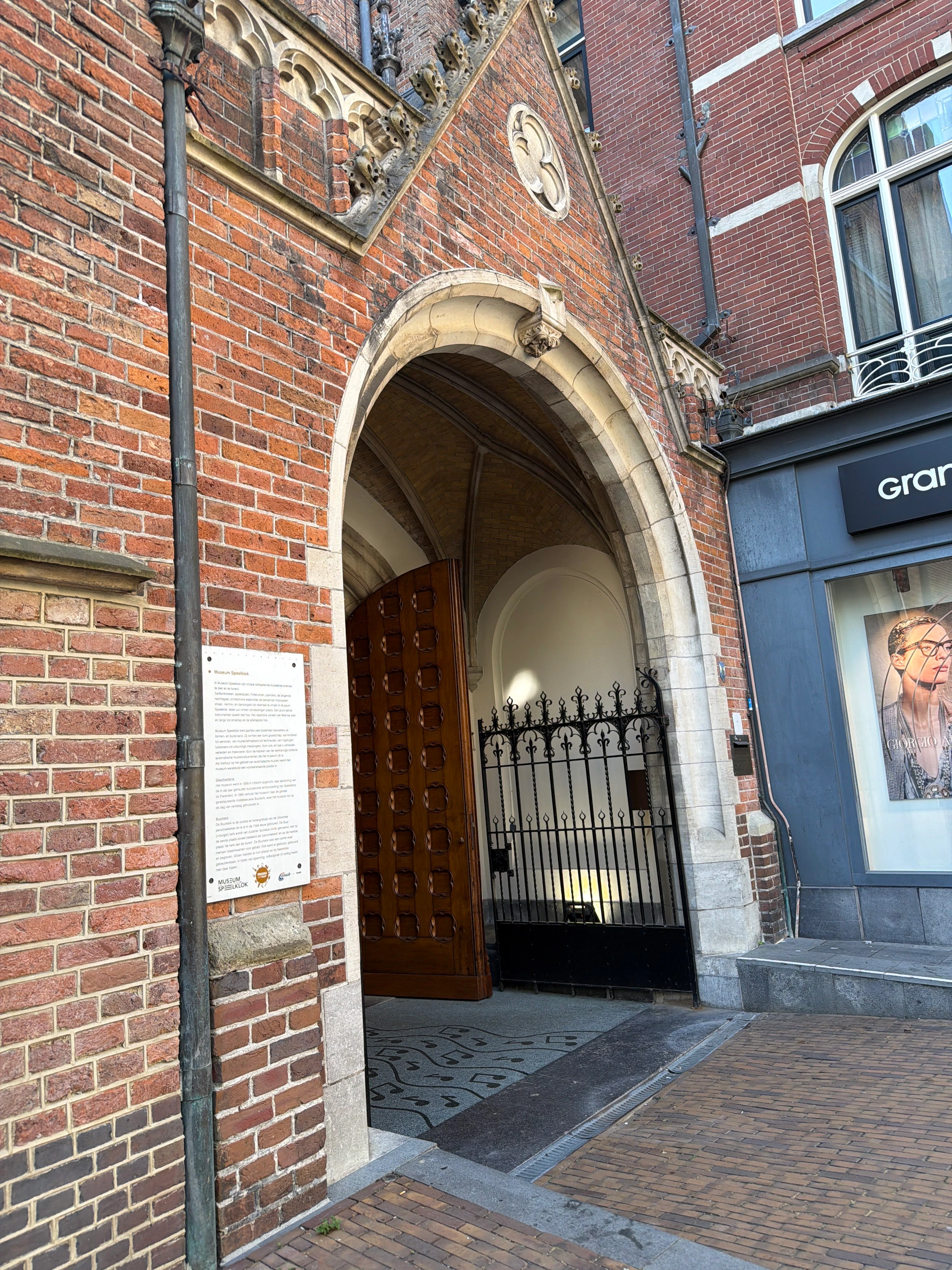 Player photo from Utrecht Monster Mystery Escape Game walking tour in Utrecht