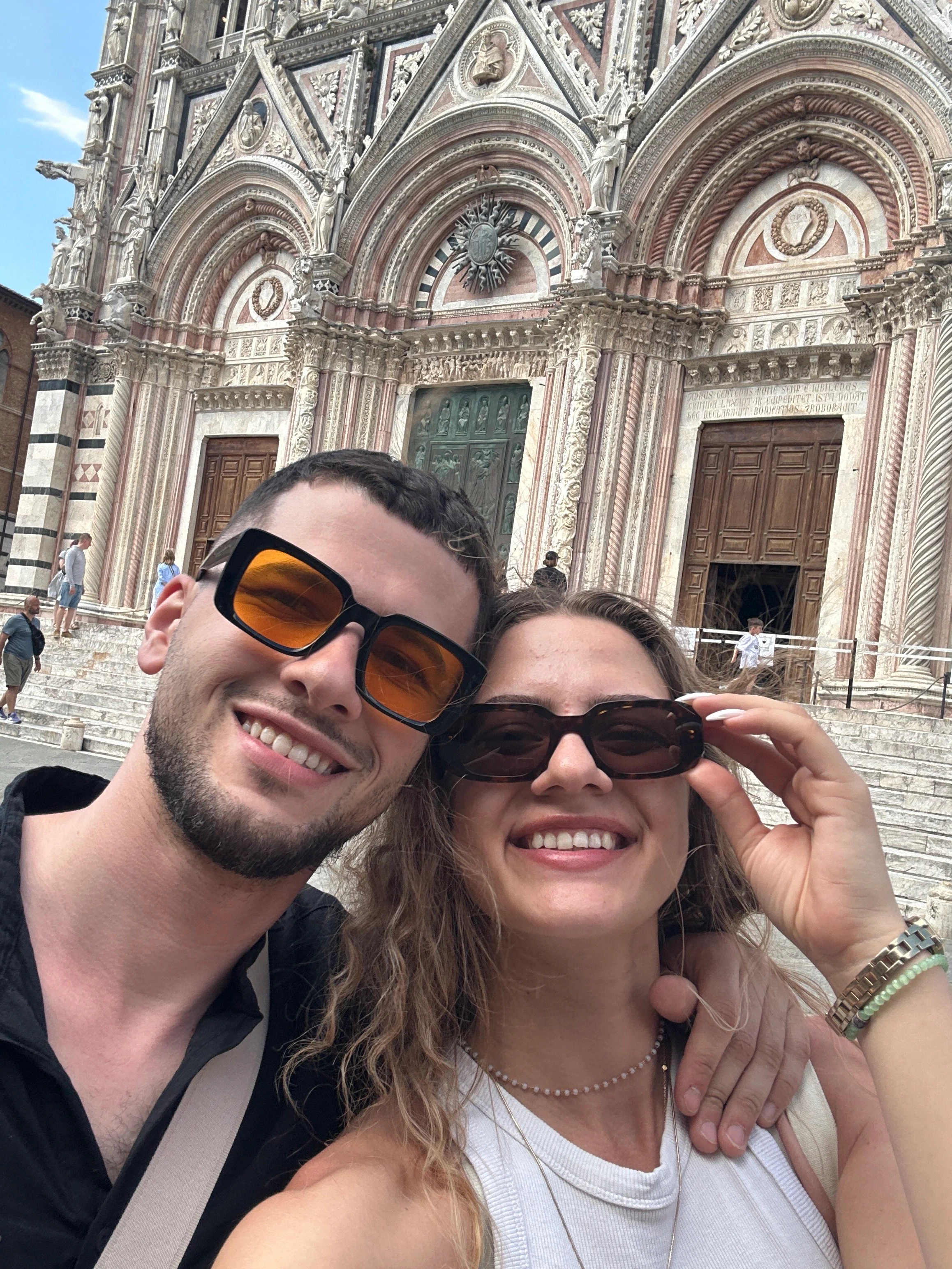 Player photo from Secrets of Siena: The Family Feud