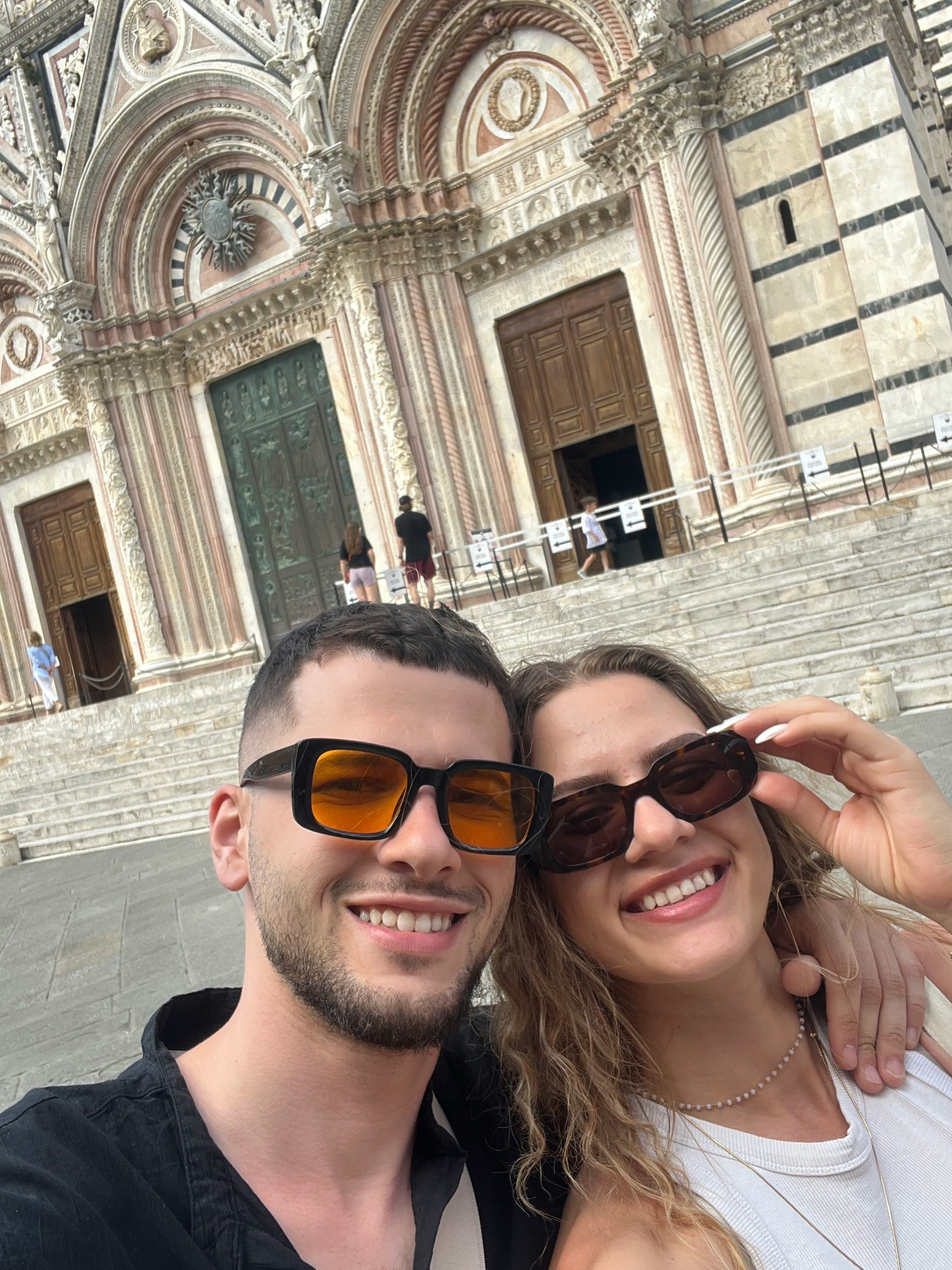 Player photo from Secrets of Siena: The Family Feud