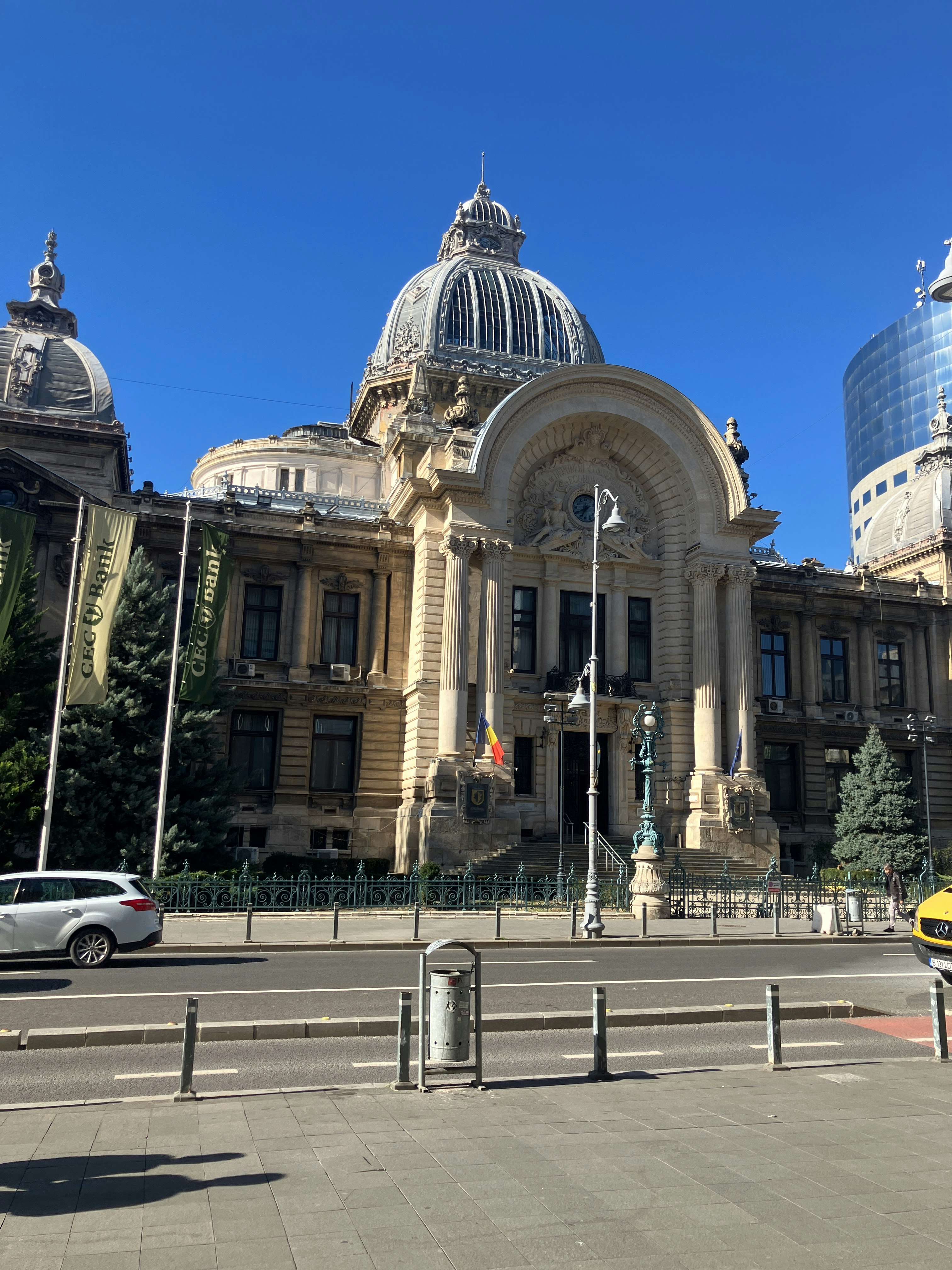 Player photo from Communism in Bucharest: One Absurd Day walking tour in Bucharest