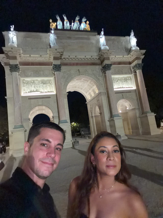 Foto de jogador na missão Ghosts of Paris: Mona Lisa Murder Mystery