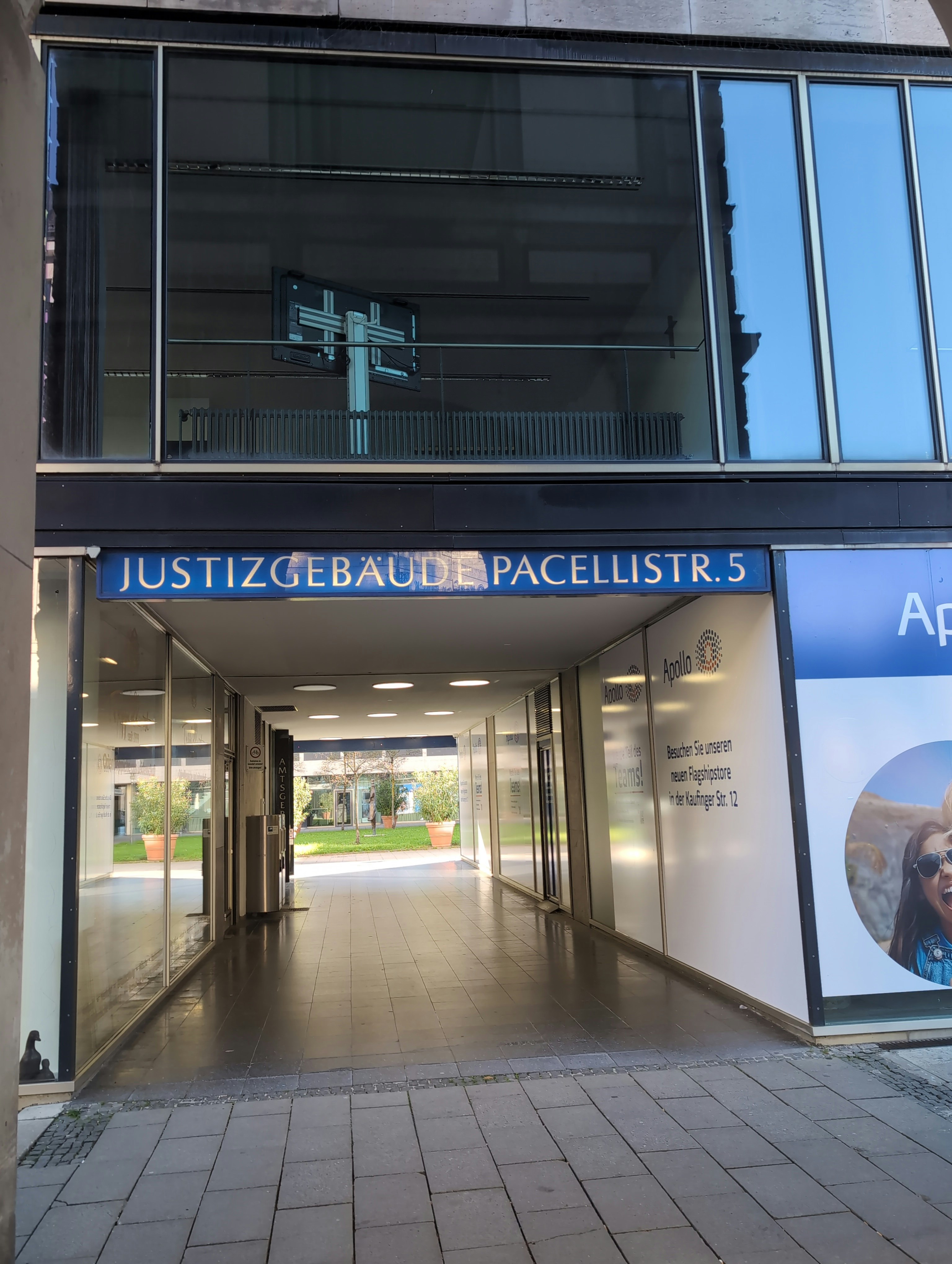 Player photo from Munich After Dark: The Haunted Apprentice walking tour in Munich