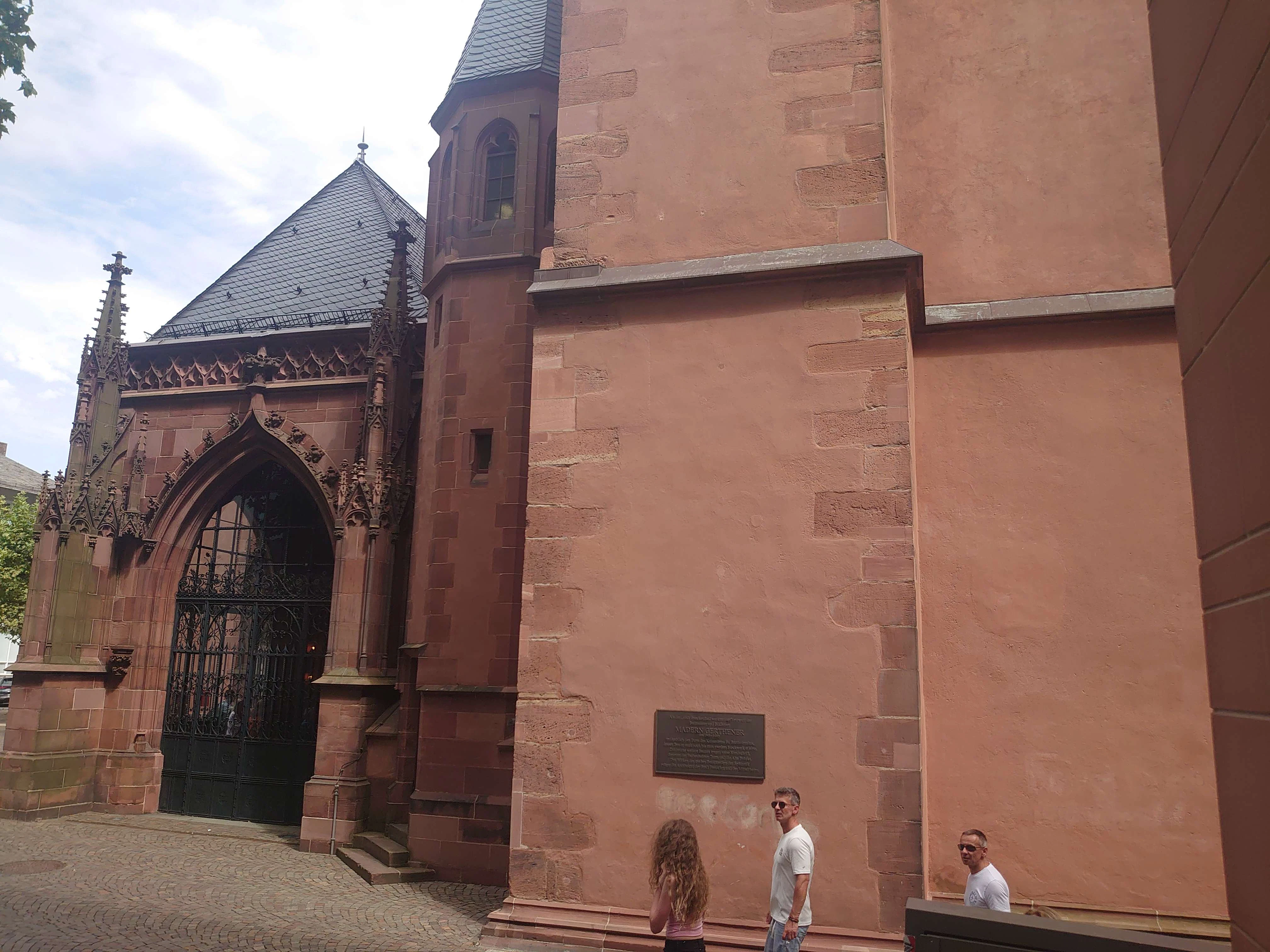 Player photo from Old Town Frankfurt: The Missing Treasure walking tour in Frankfurt