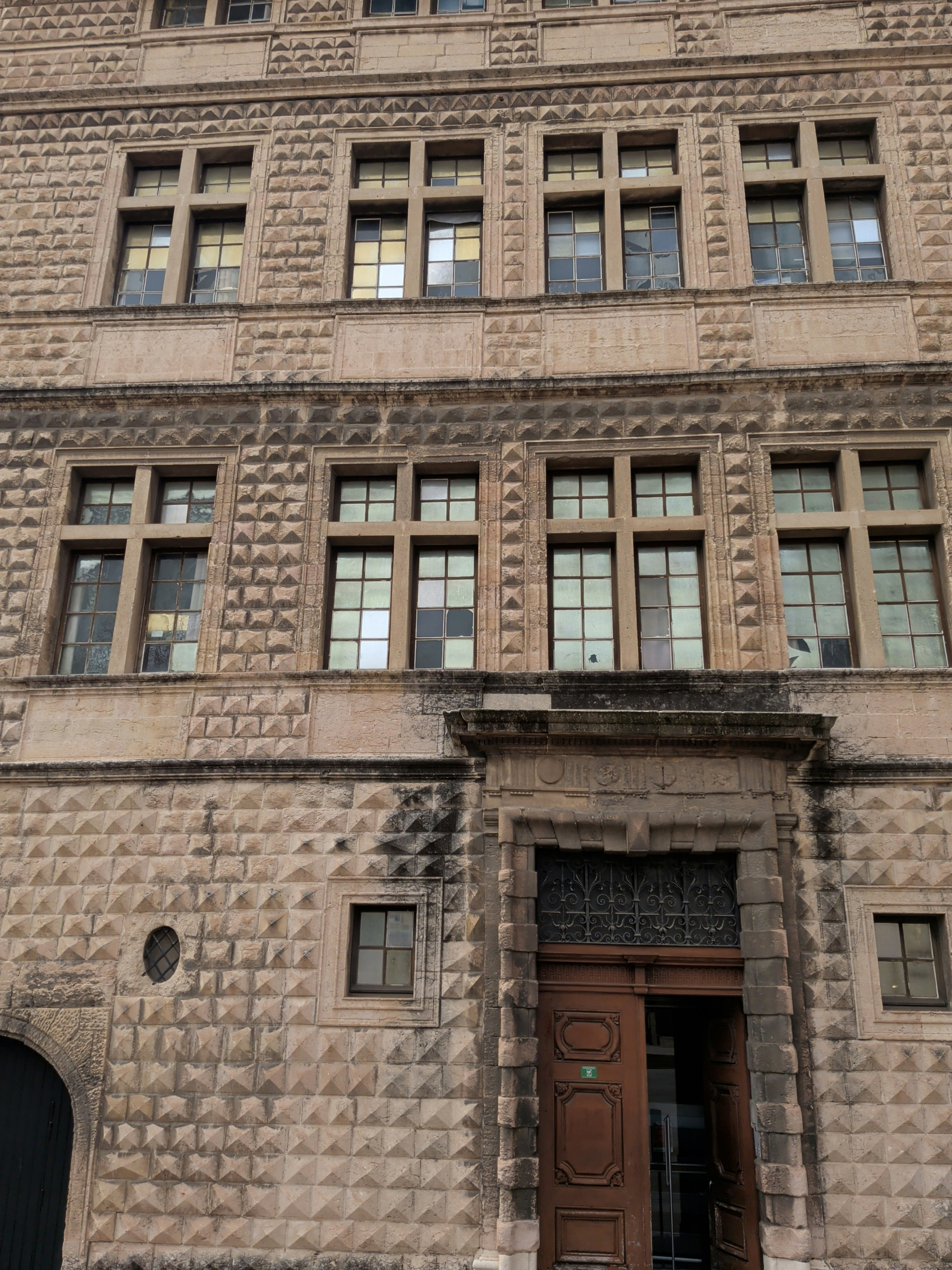 Player photo from Marseille by the Sea: Return to the Origins walking tour in Marseille