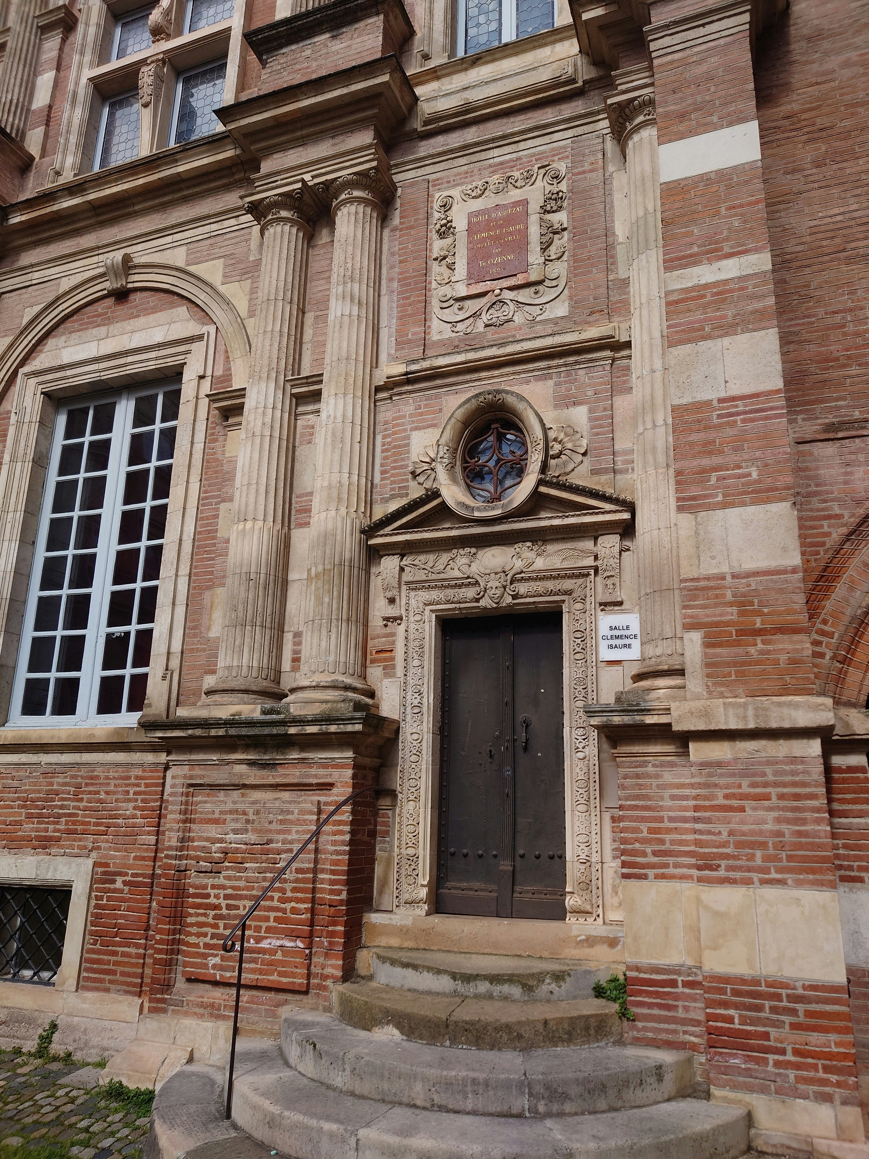 Player photo from Toulouse Old Town: Treasure Quest walking tour in Toulouse