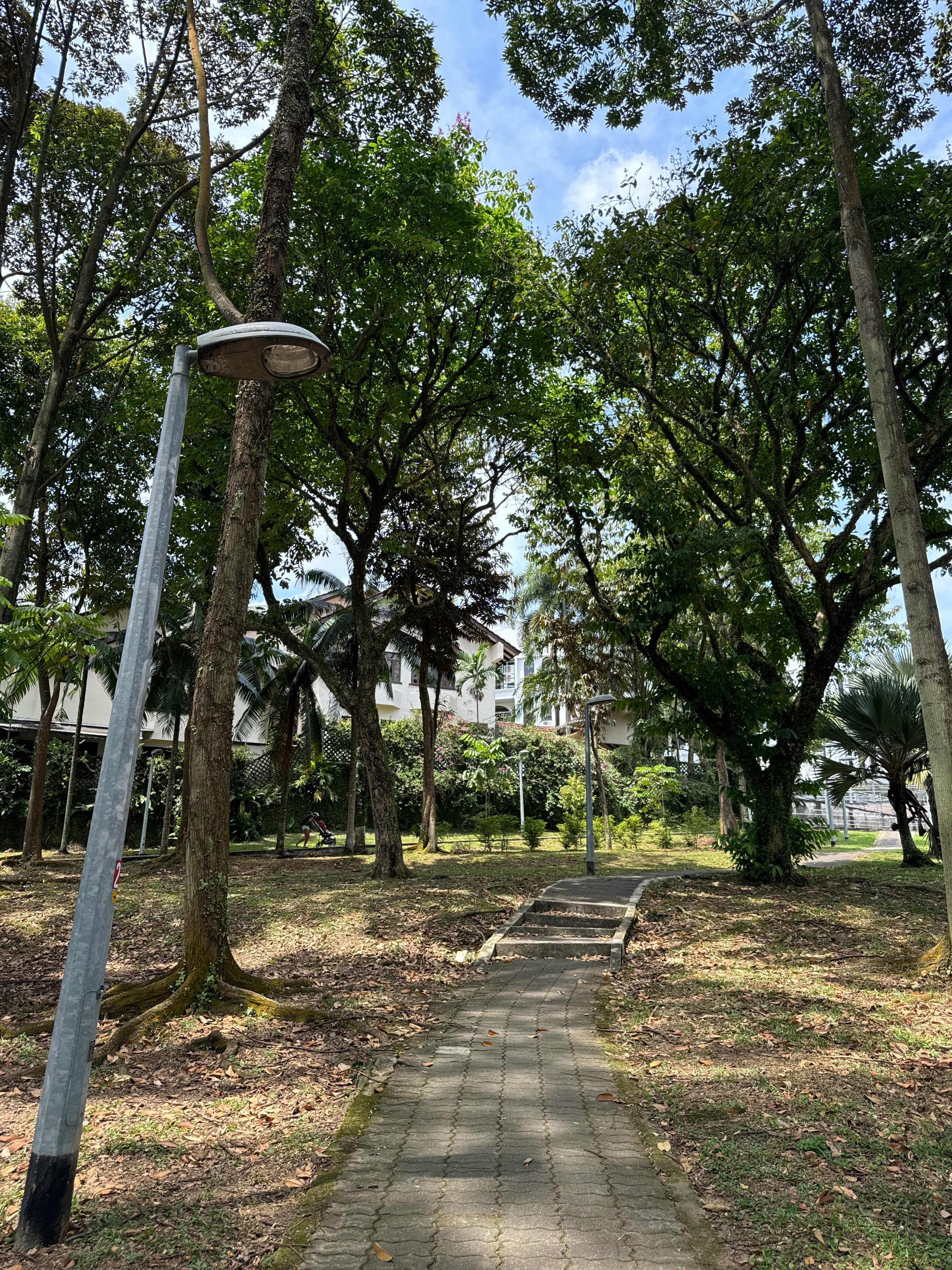 Player photo from Singapore City Centre: Time Travel Quest walking tour in Singapore