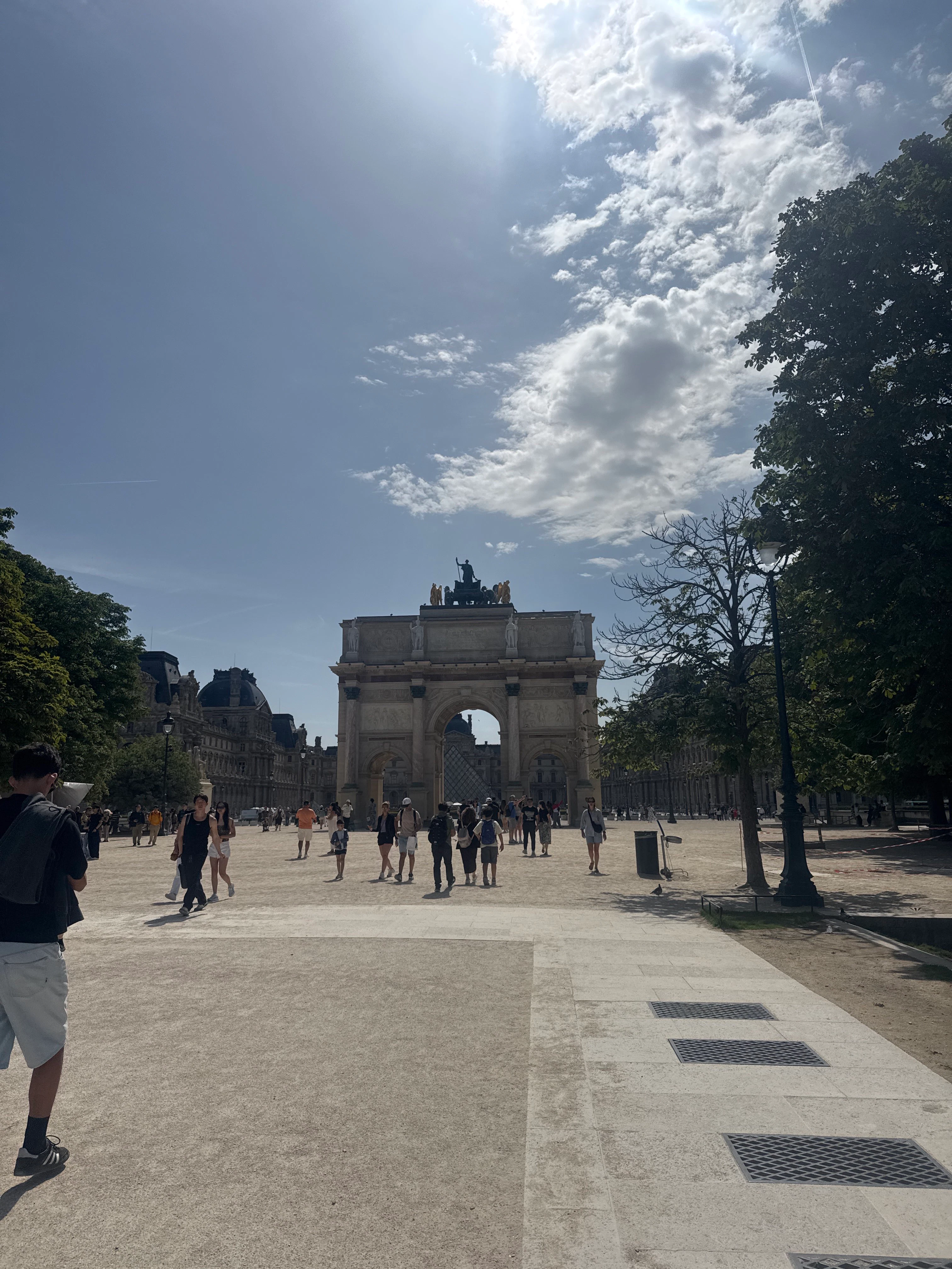 Player photo from Romantic Paris: A Forbidden Love Adventure along the Seine walking tour in Paris
