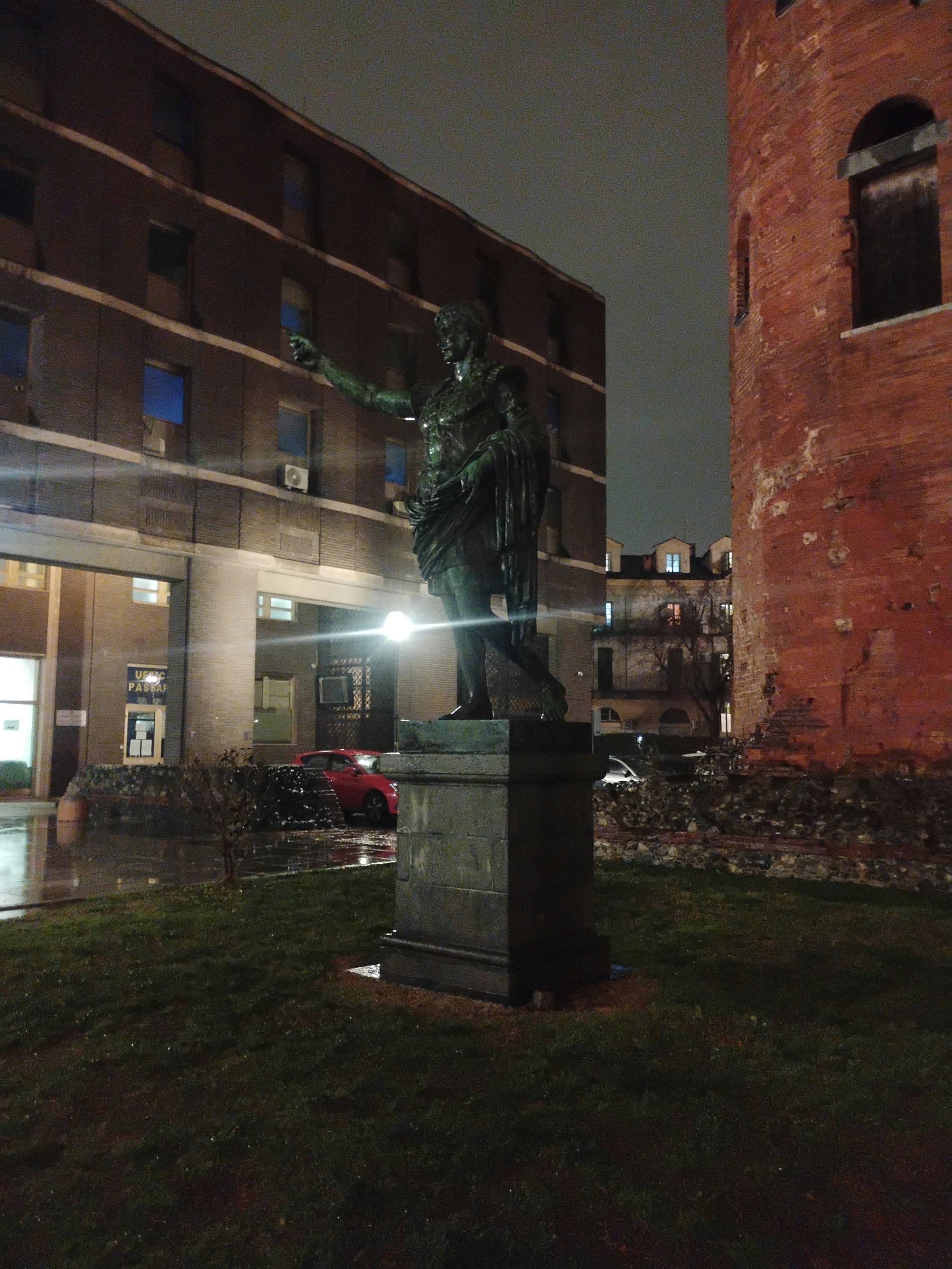 Player photo from Ghosts of Turin: The Hidden Spell walking tour in Turin