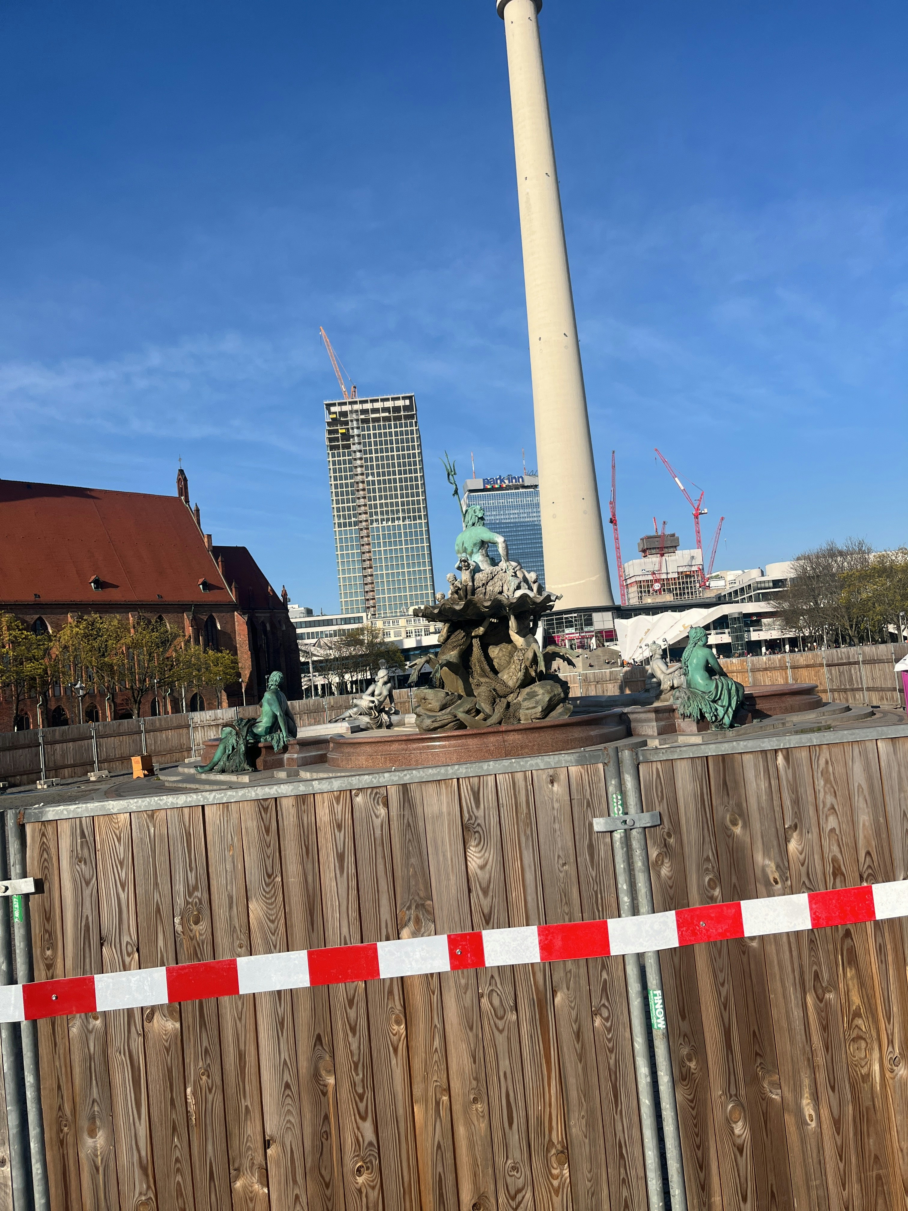 Player photo from Highlights Berlin: Between Love and War walking tour in Berlin