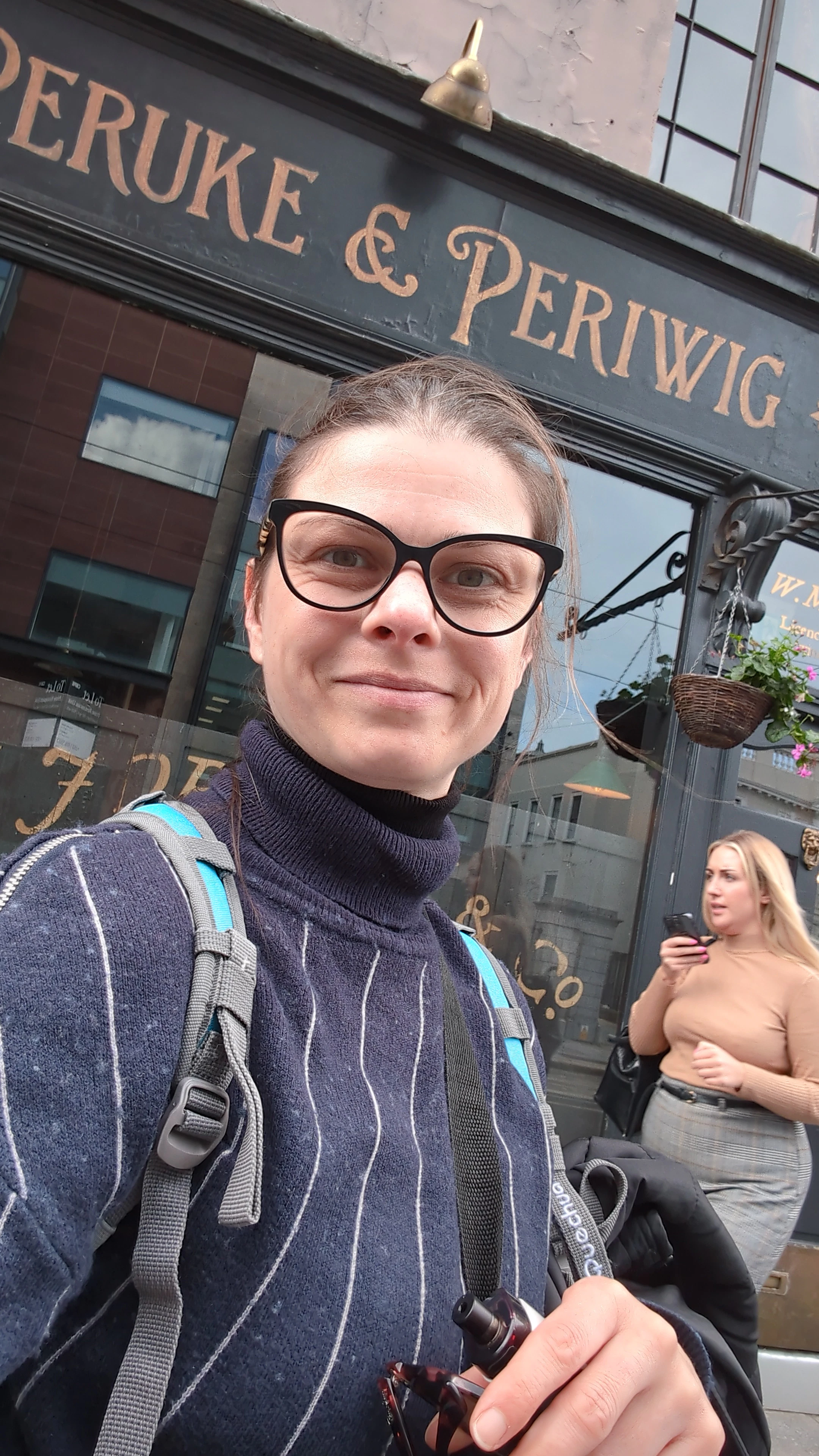 Player exploring Dublin with Questo
